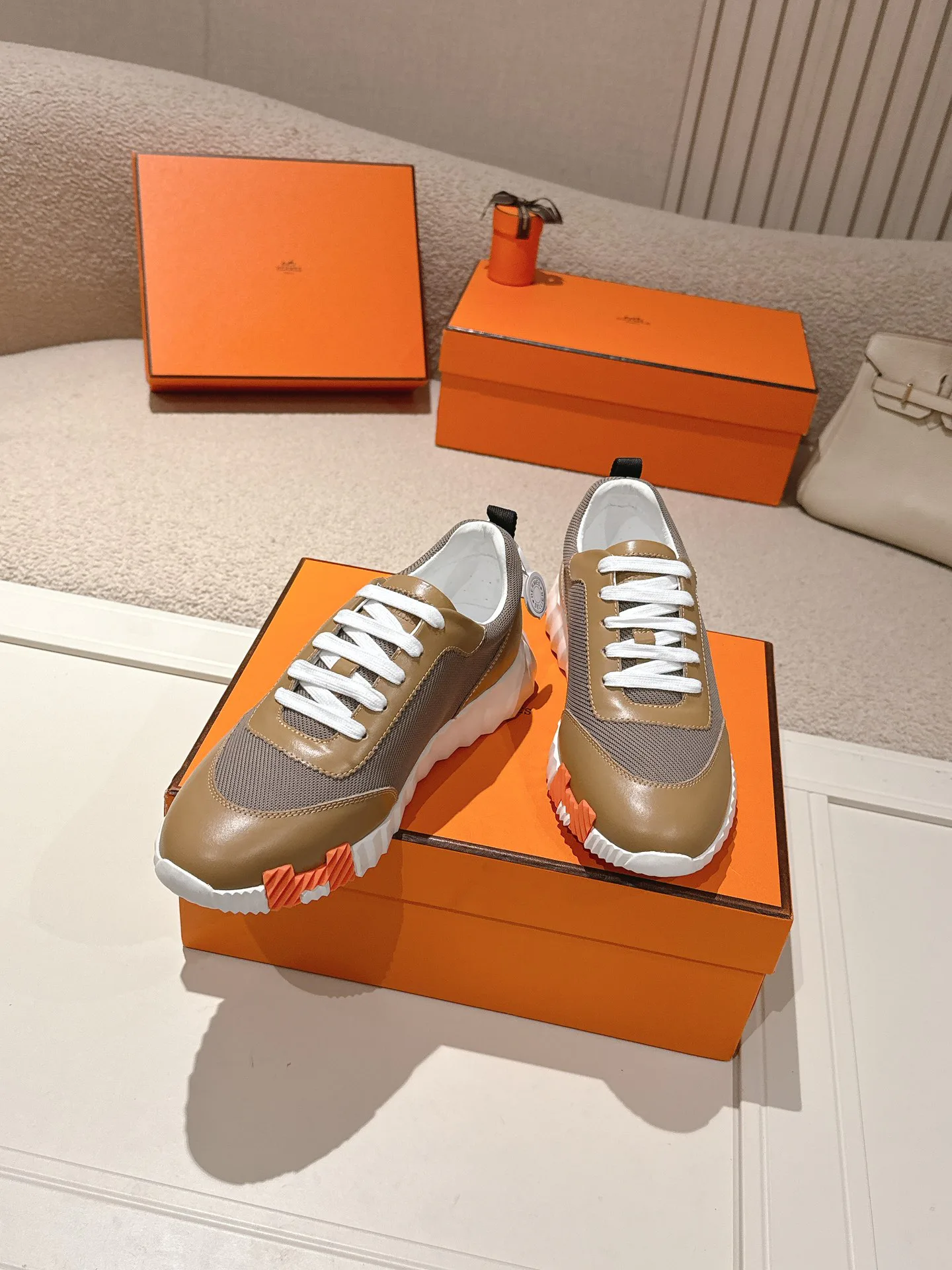 Кроссовки Женские Hermes 2380924