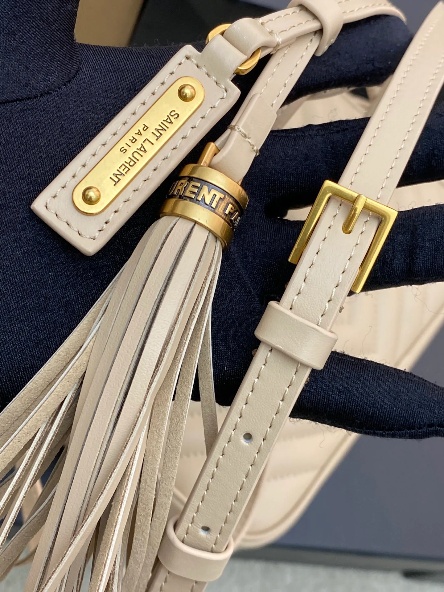 Сумки На Ремне Женские Saint Laurent 5063905