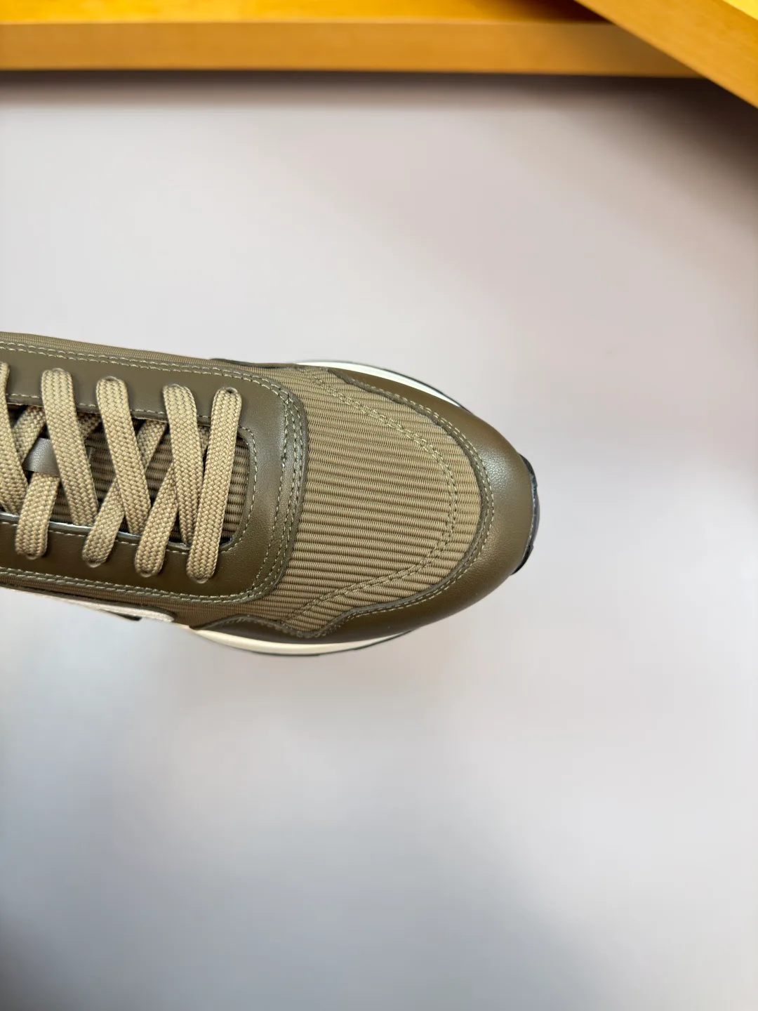 Кроссовки Мужские Hermes 2389653