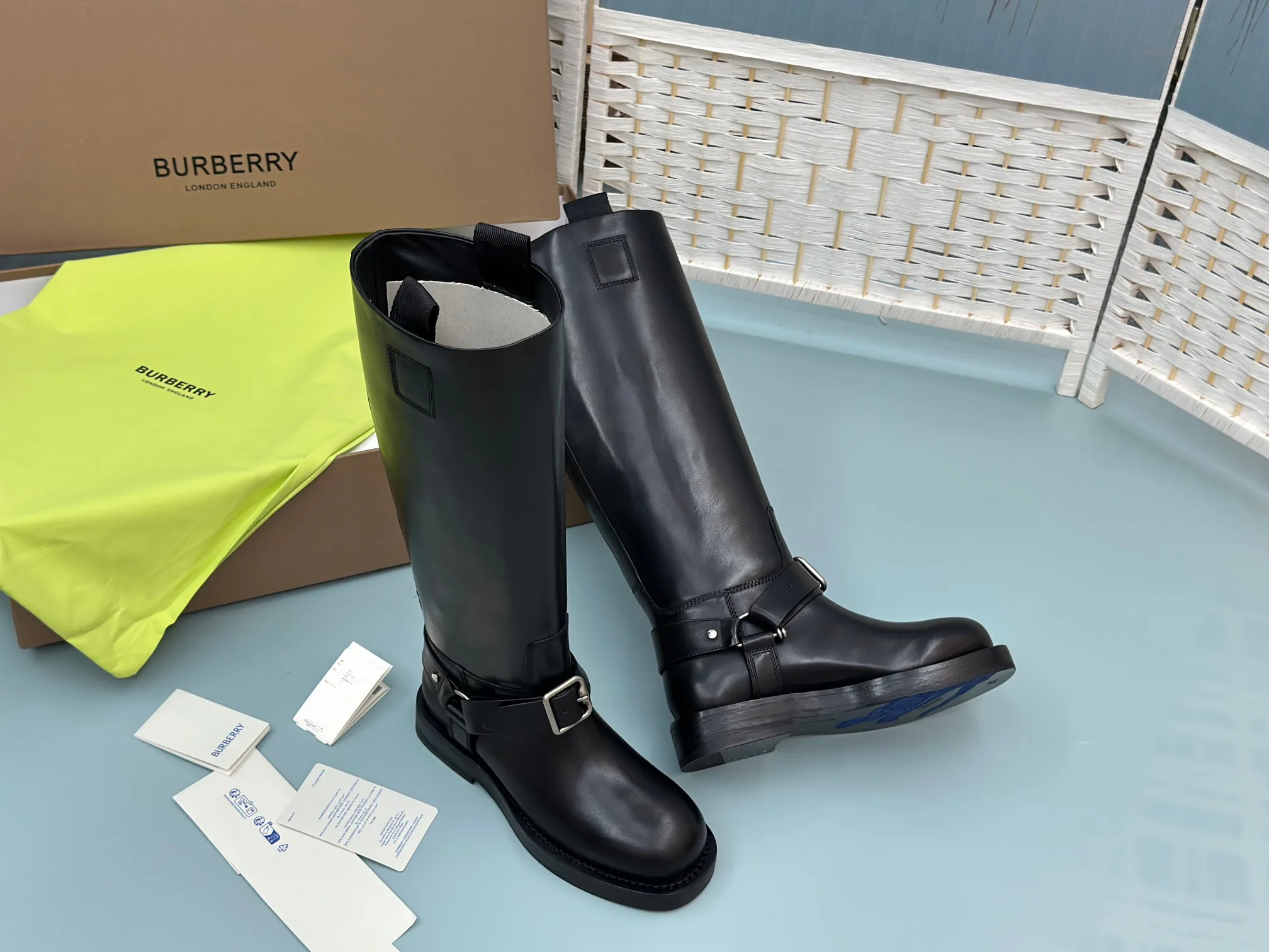 Сапоги Женские Burberry 17900226