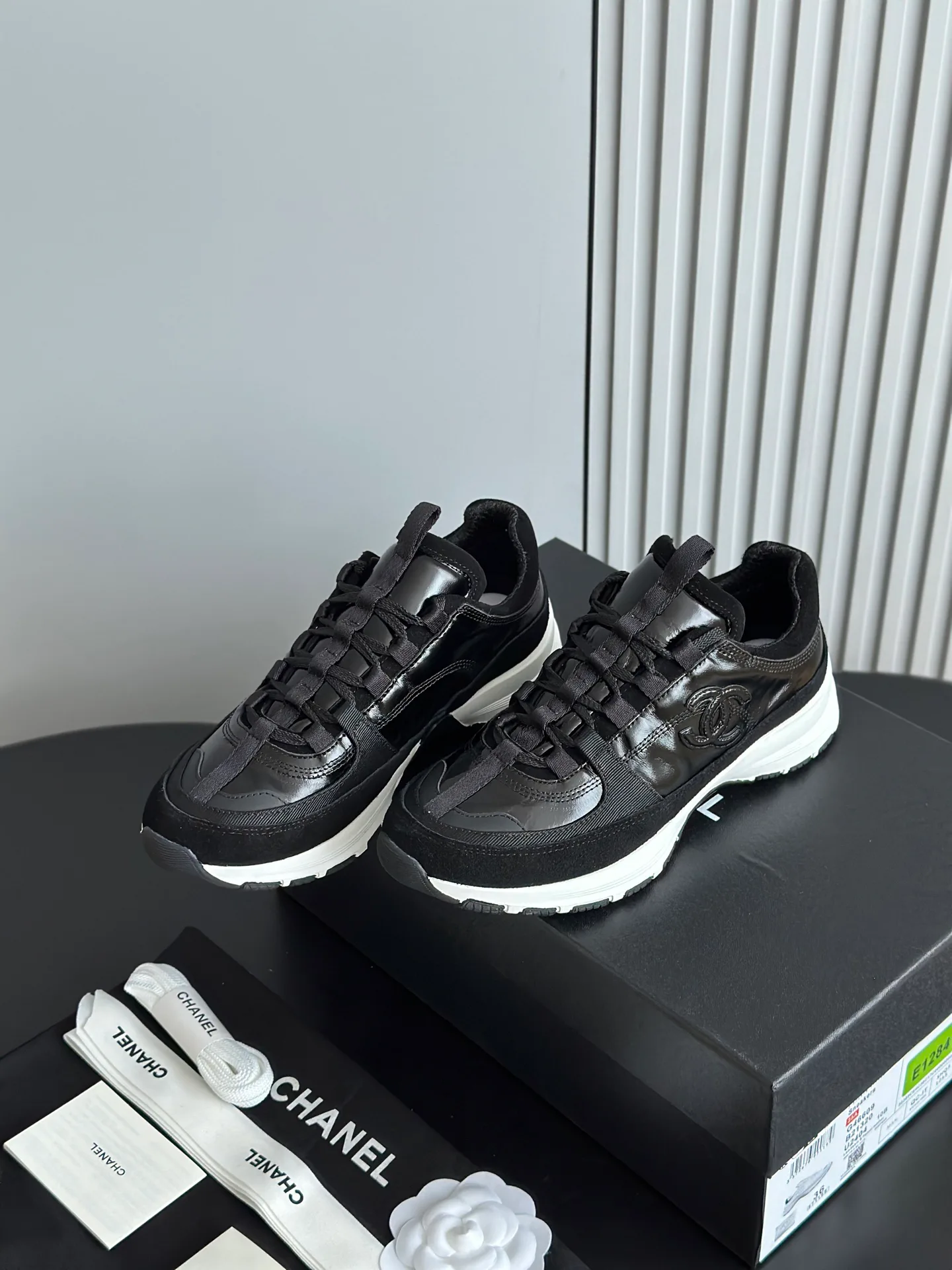 Кроссовки Женские Chanel 11508760