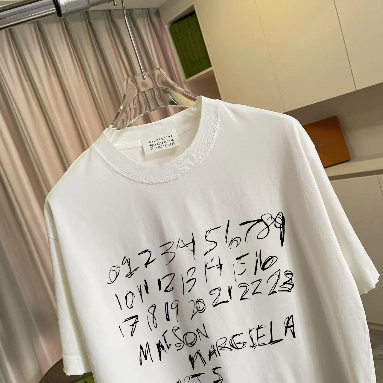 Футболки Женские Maison Margiela 9352389