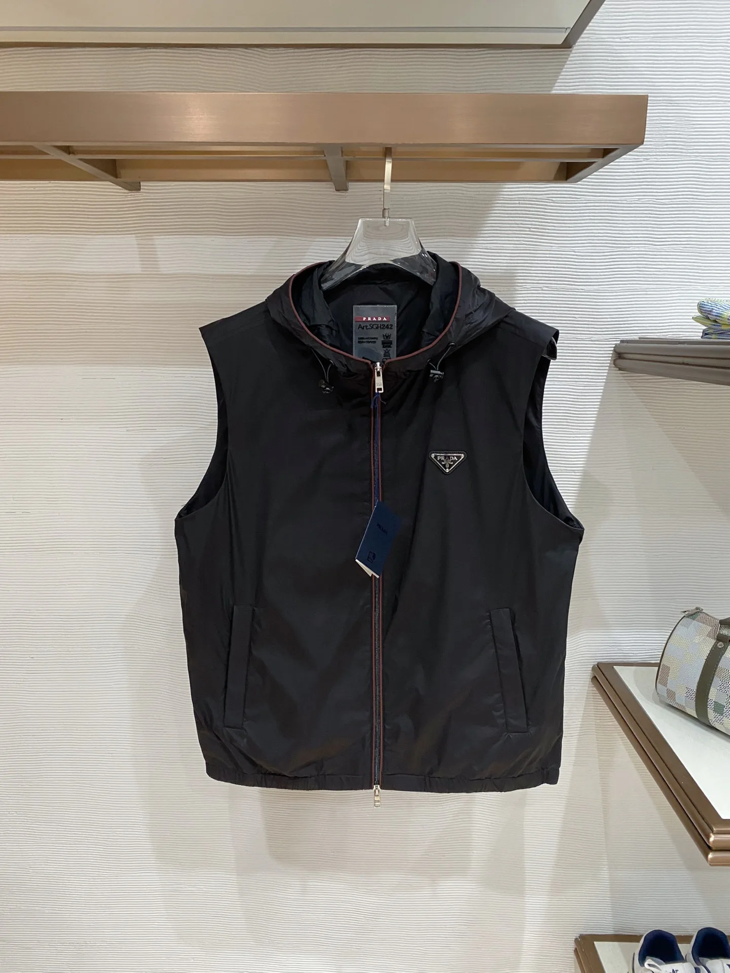 Жилеты Женские Prada 10708582