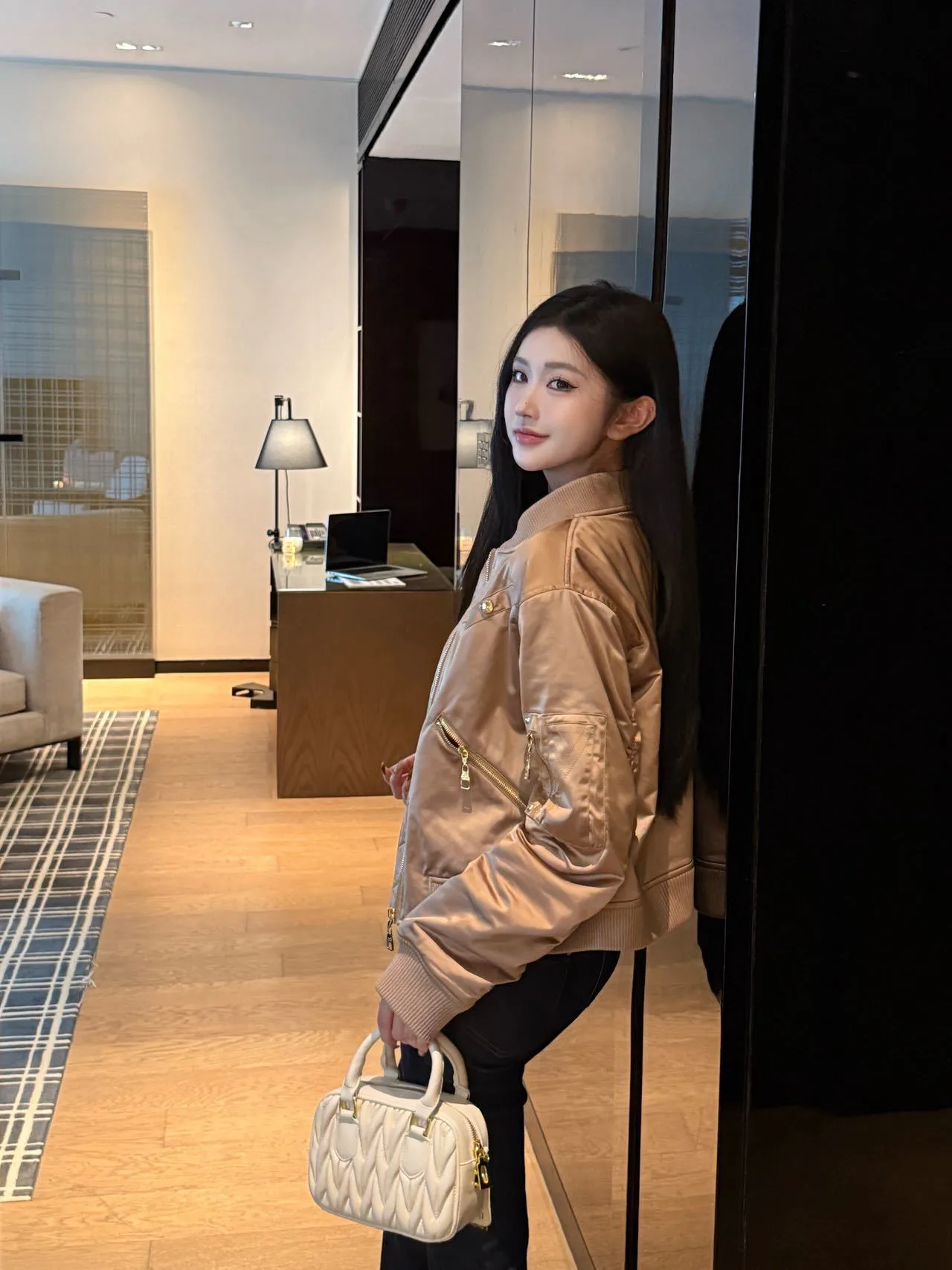 Куртки И Пуховики Женские Louis Vuitton 476300