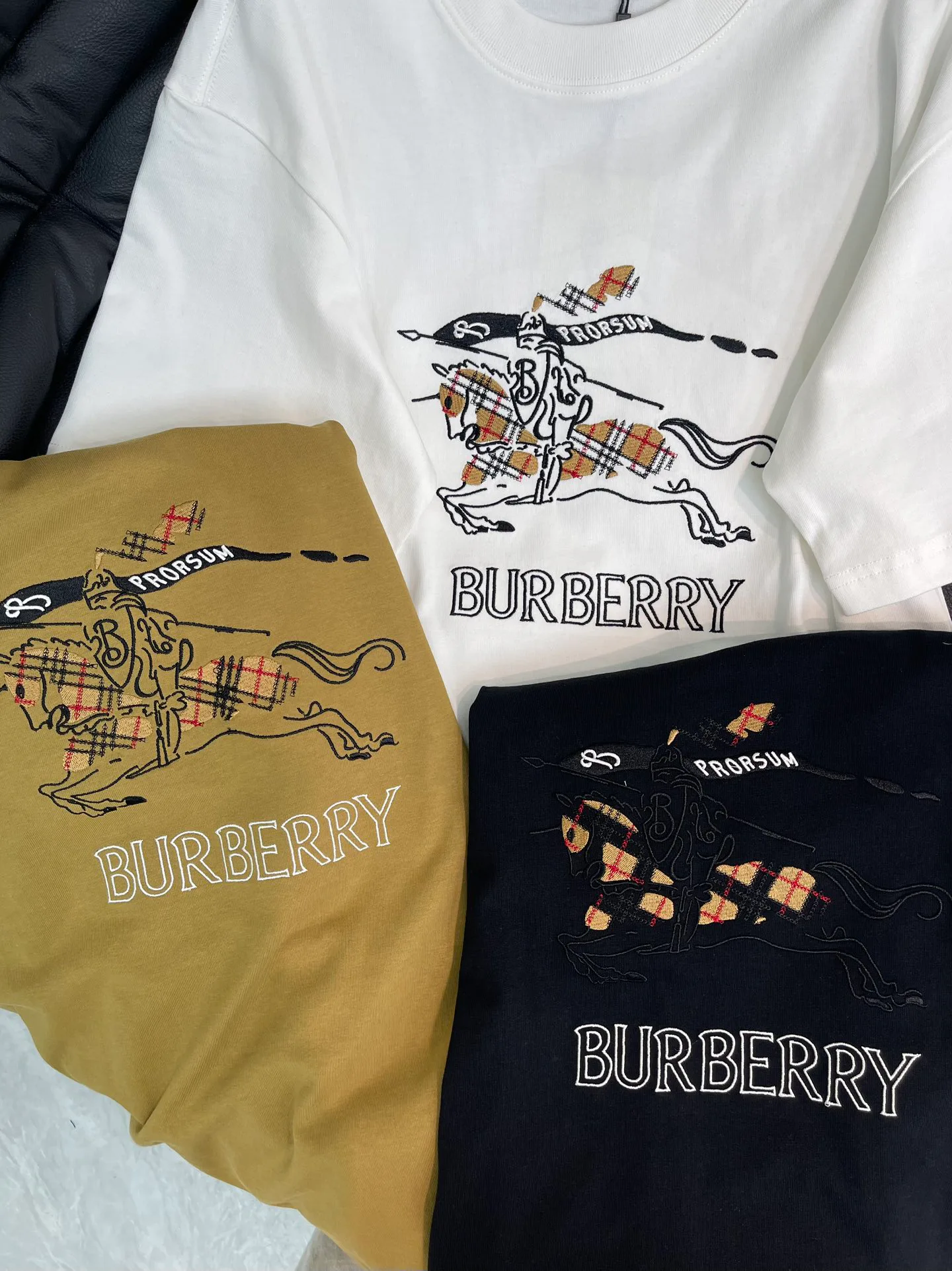 Футболки Женские Burberry 11340569
