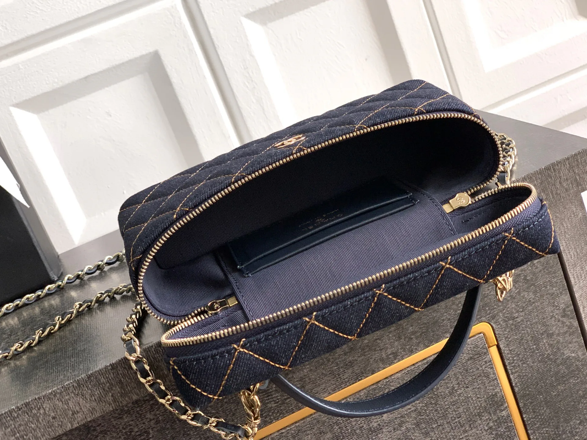Классические Сумки Женские Chanel 11449148