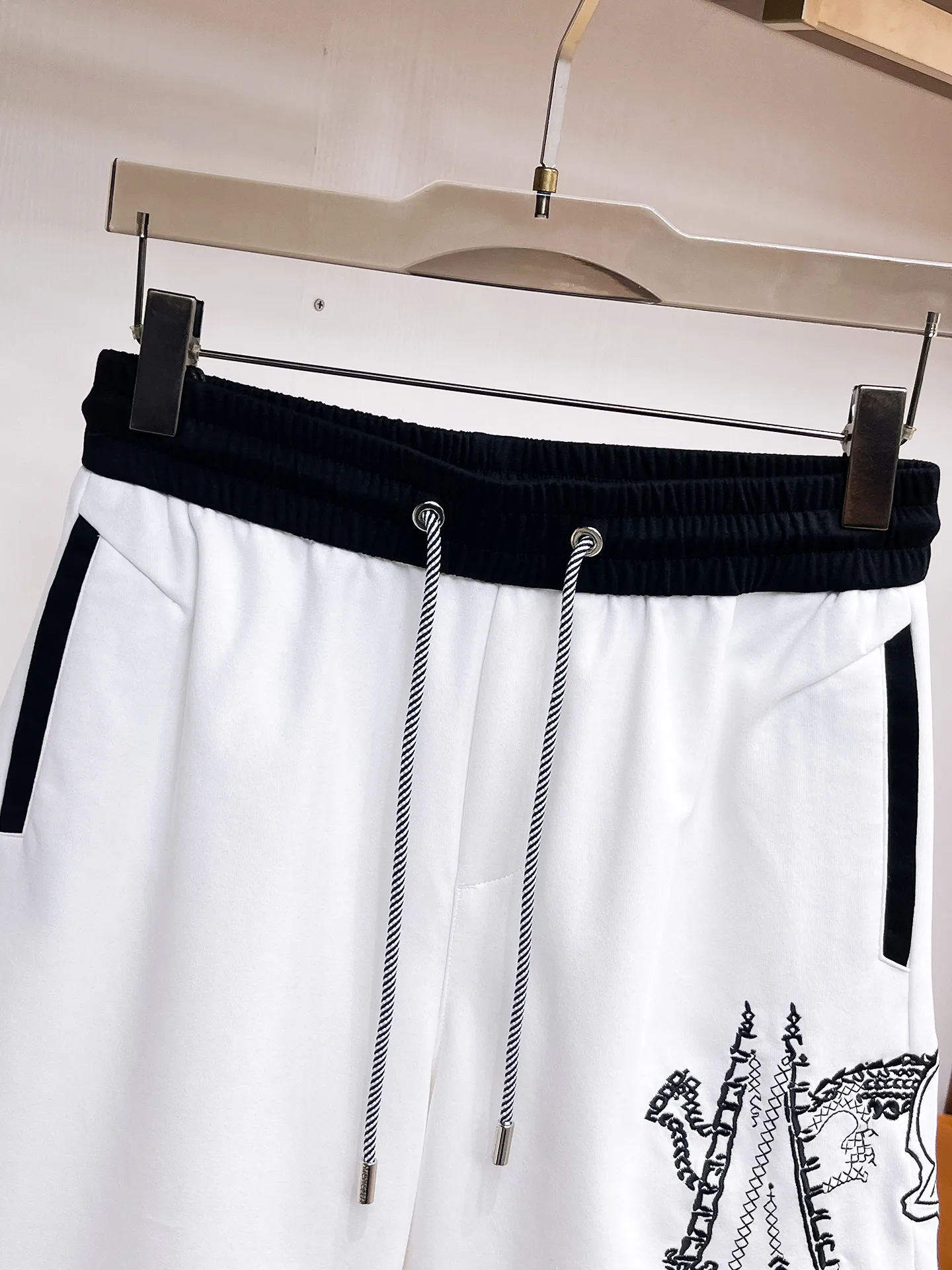 Шорты Мужские Moncler 13417635