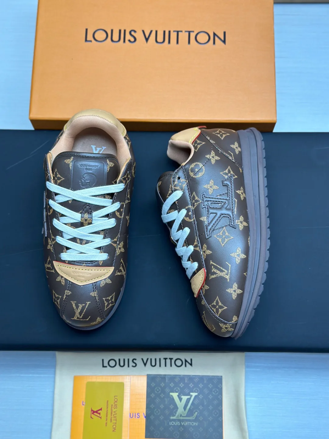 Кроссовки Женские Louis Vuitton 3470531