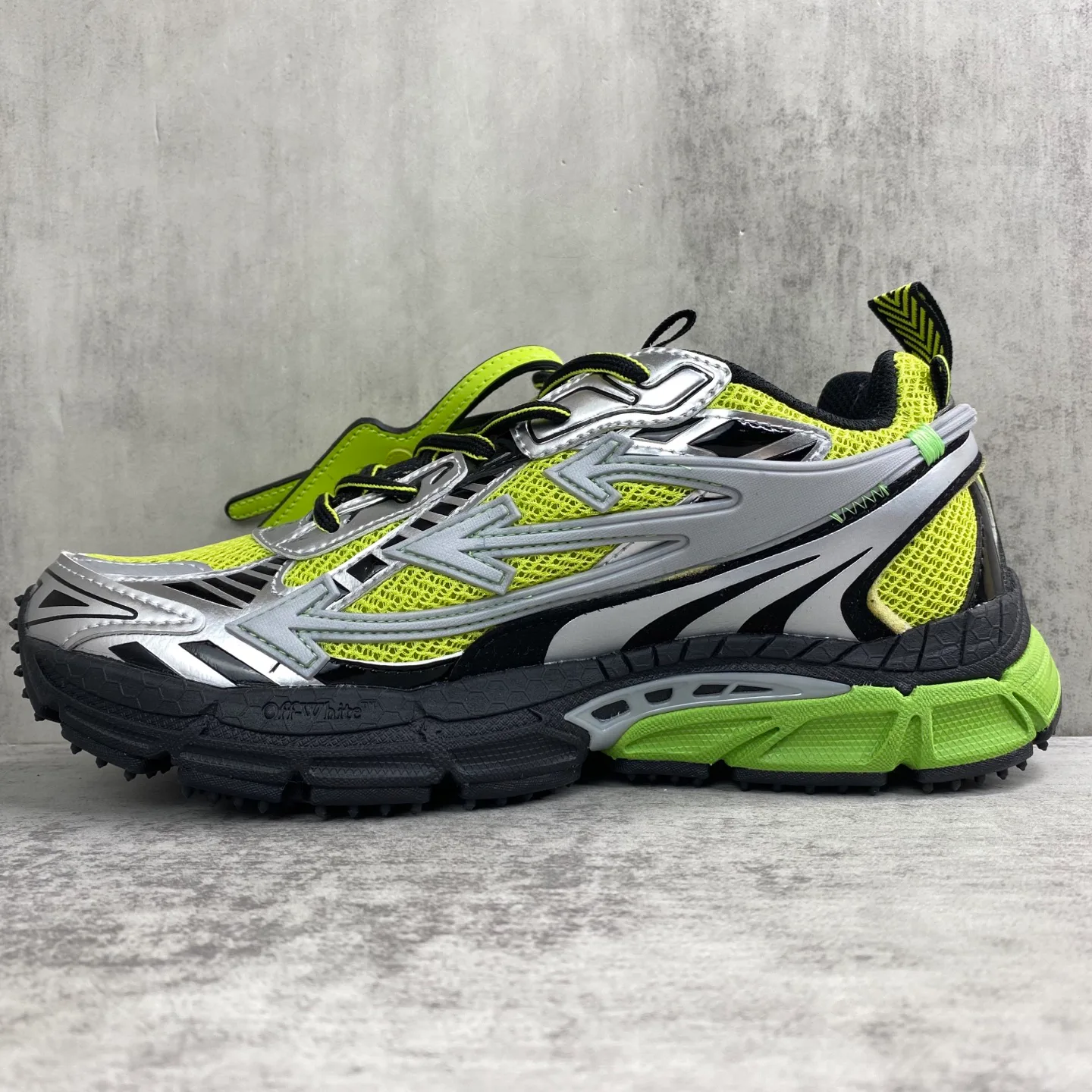 Кроссовки Женские Off-White 860548