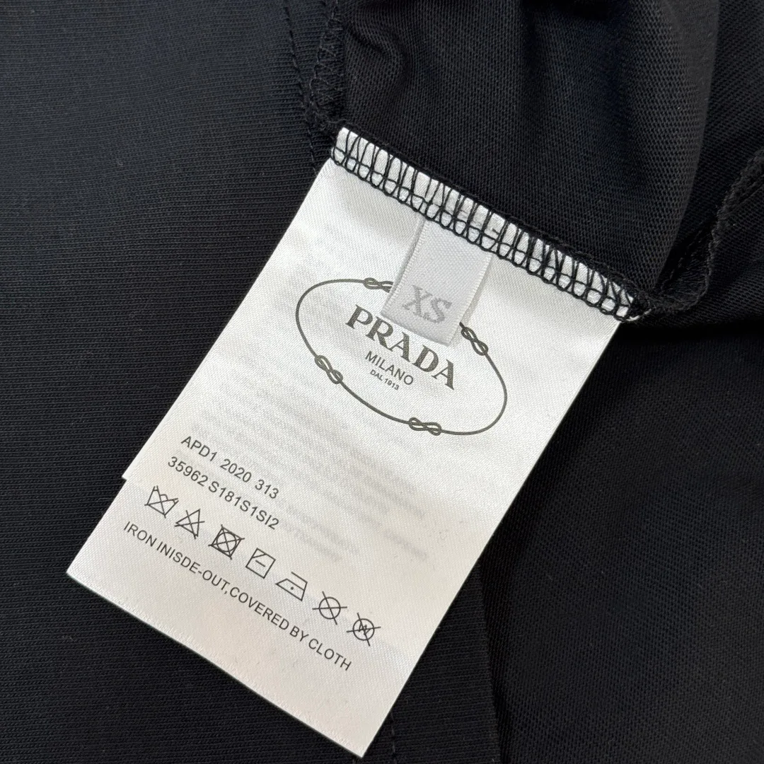 Футболки Женские Prada 10692113