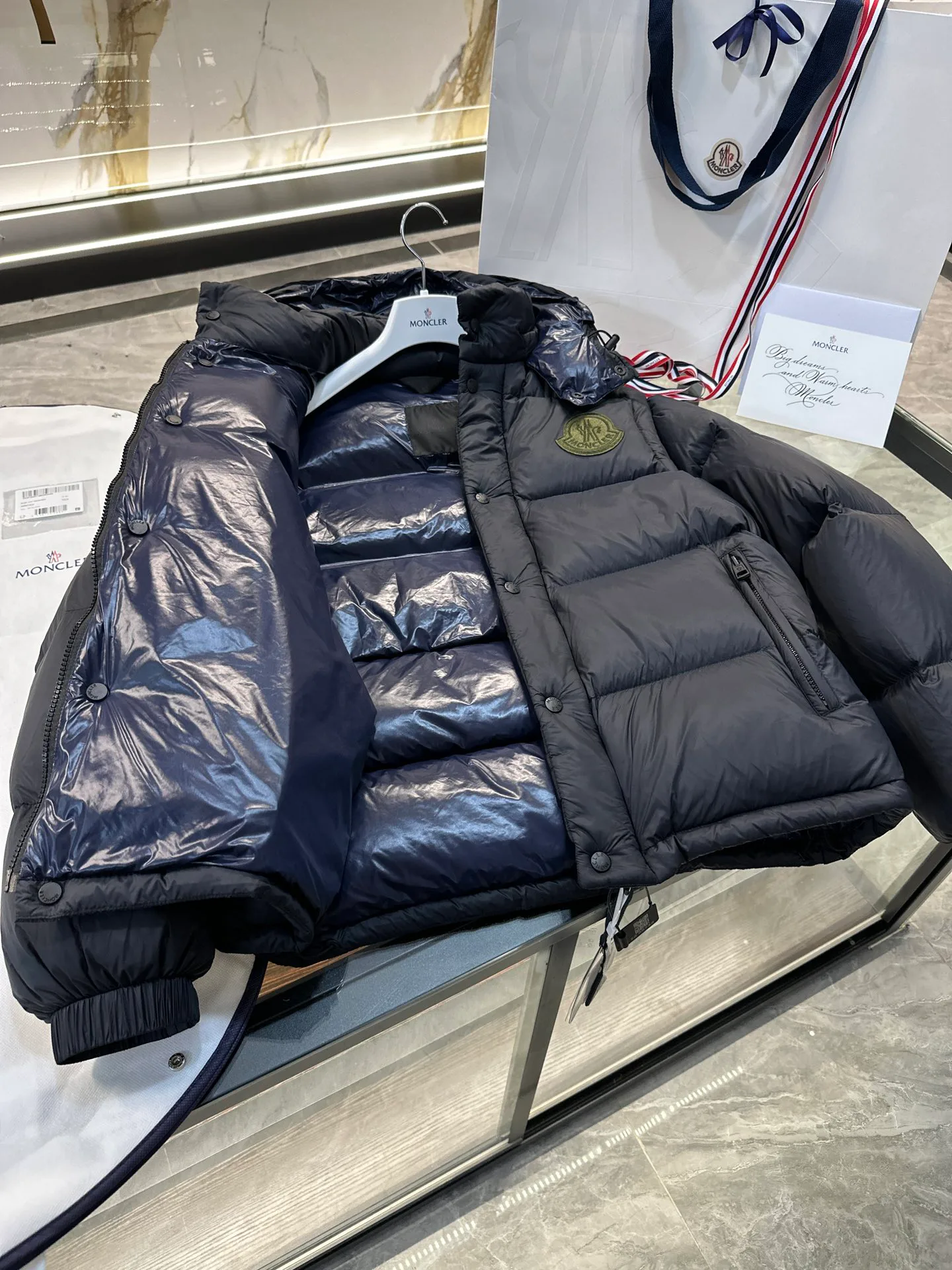Куртки И Пуховики Женские Moncler 19648615