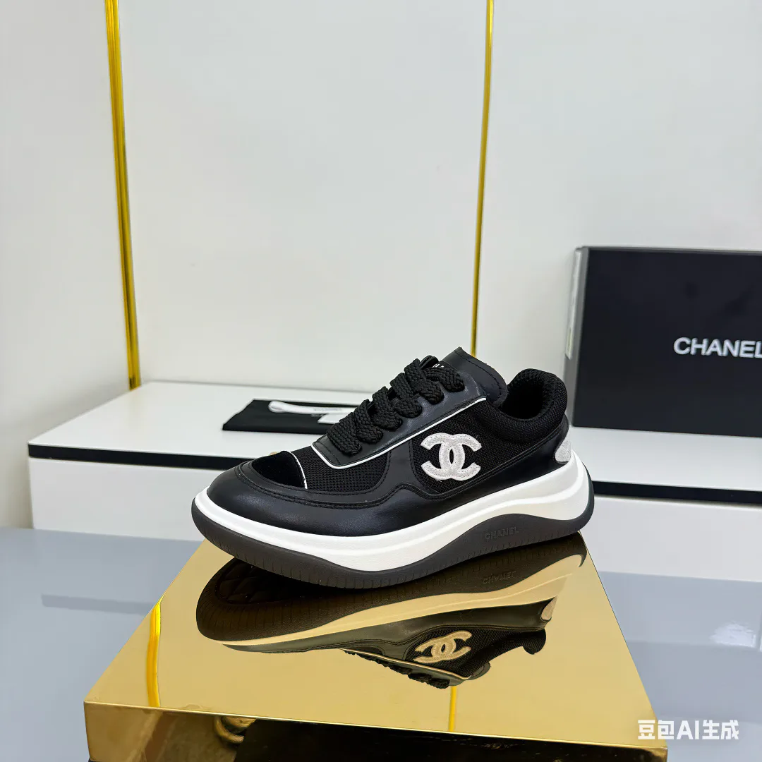 Кроссовки Женские Chanel 19316022