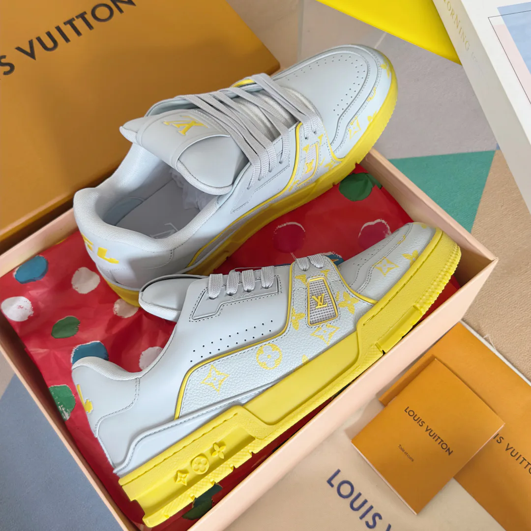 Кроссовки Женские Louis Vuitton 10646328
