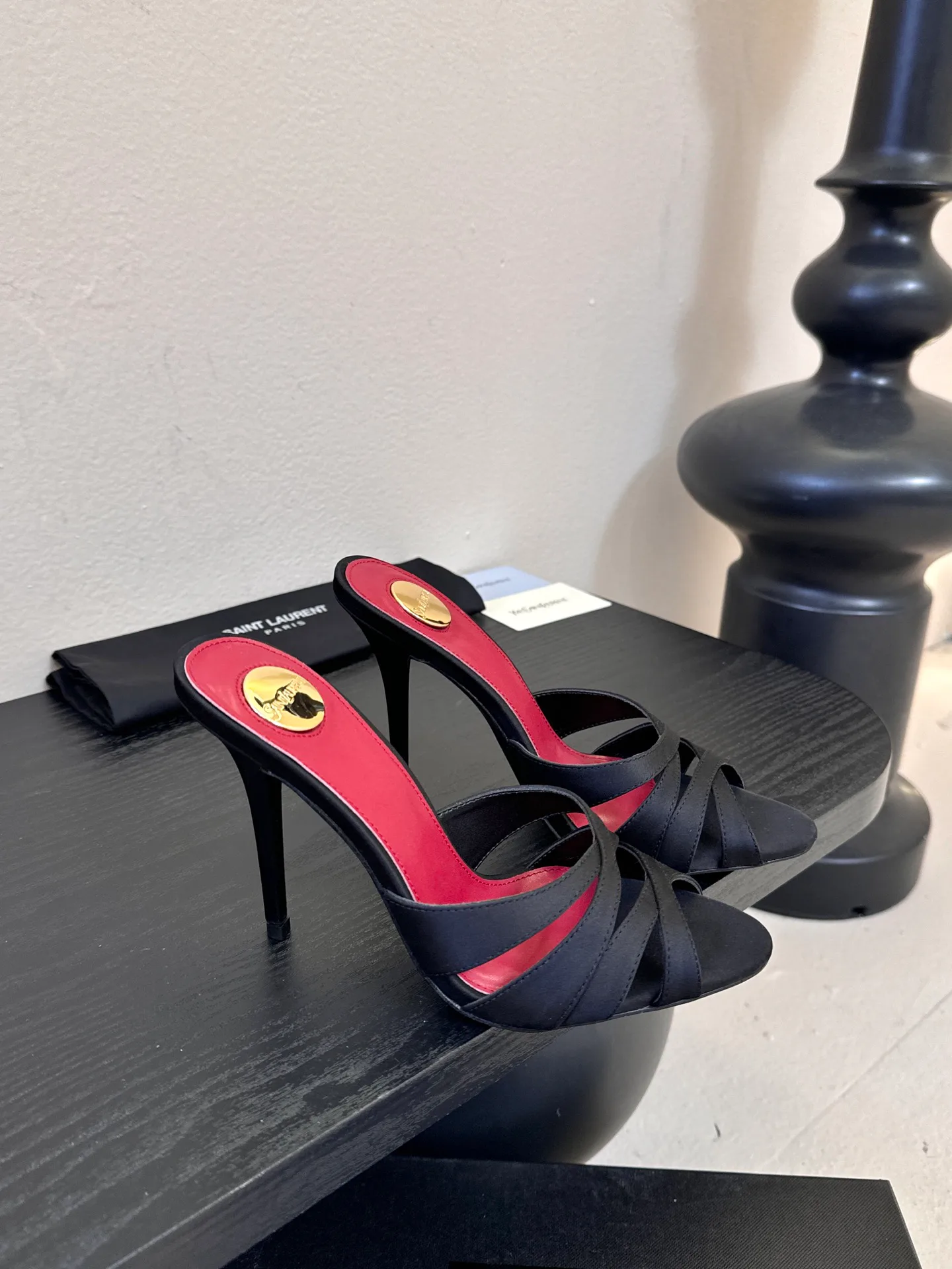 Босоножки Женские Saint Laurent 947239