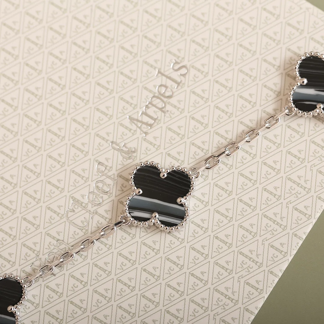 Бижутерия Van Cleef & Arpels 70914