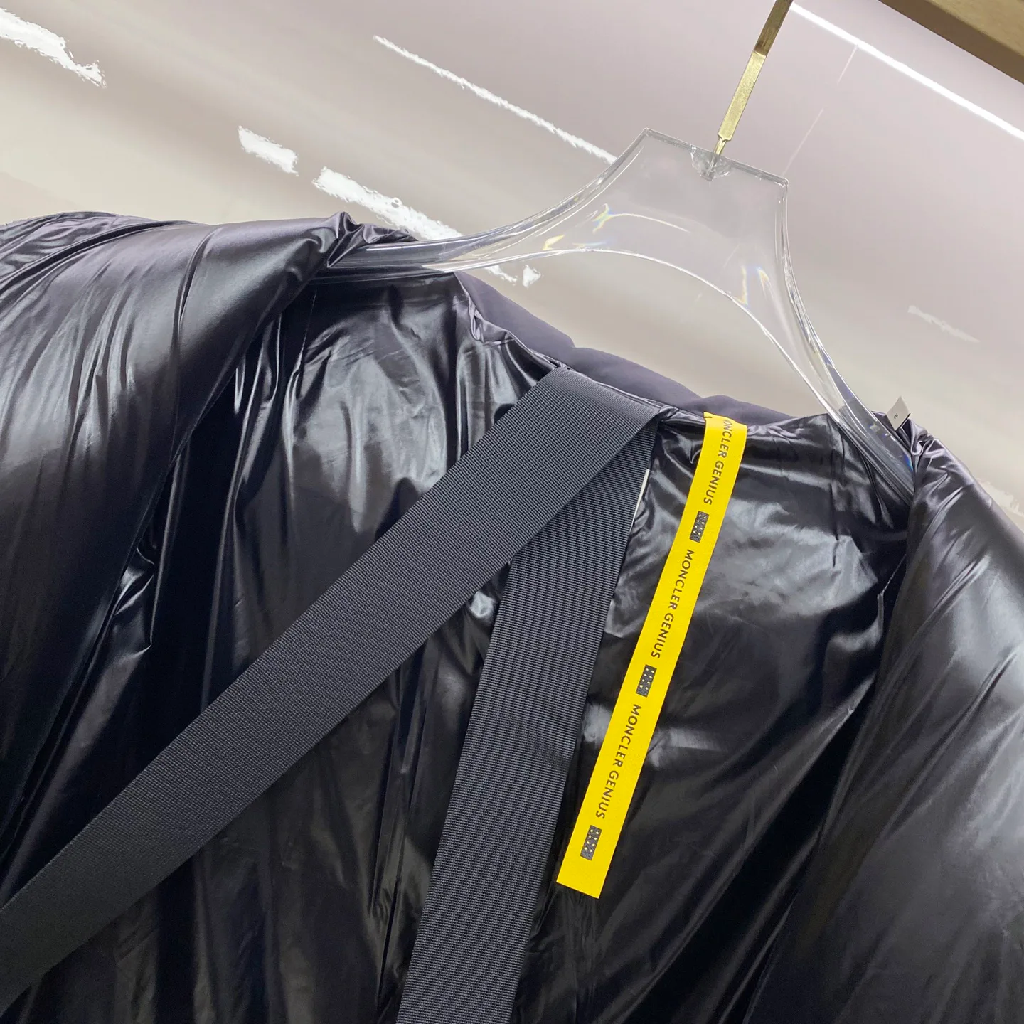 Куртки И Пуховики Мужские Moncler 1129723