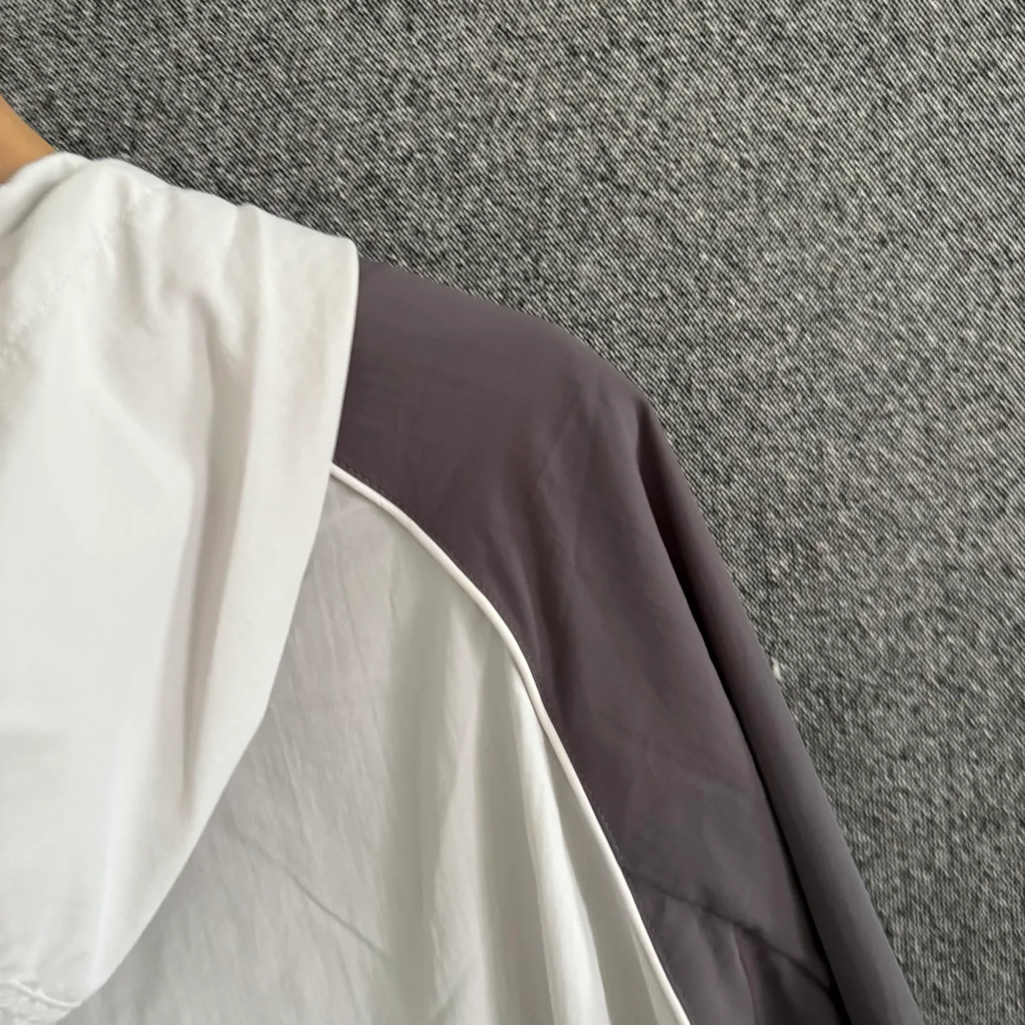 Куртки И Пуховики Женские Balenciaga 13222589