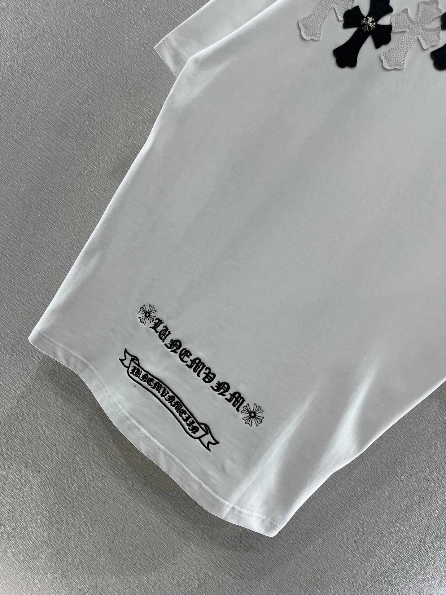 Футболки Женские Chrome Hearts 2942893