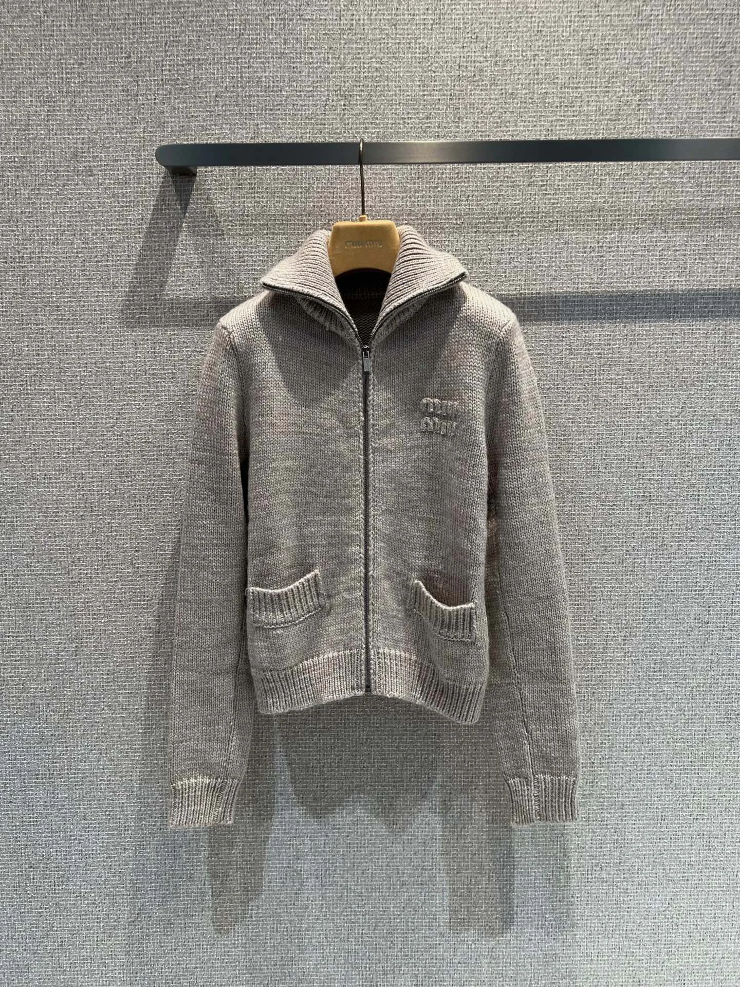 Джемперы И Свитеры Женские Miu Miu 6538171