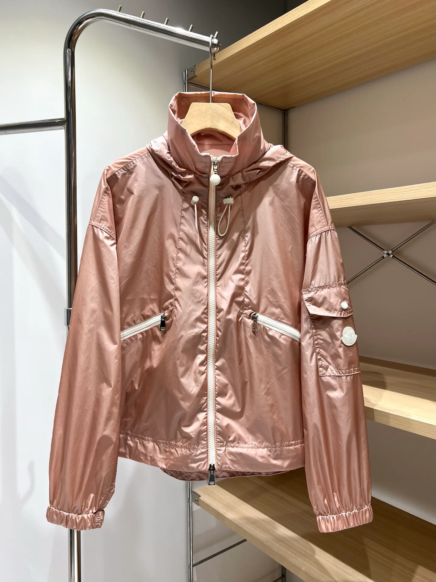 Куртки И Пуховики Женские Moncler 14368540