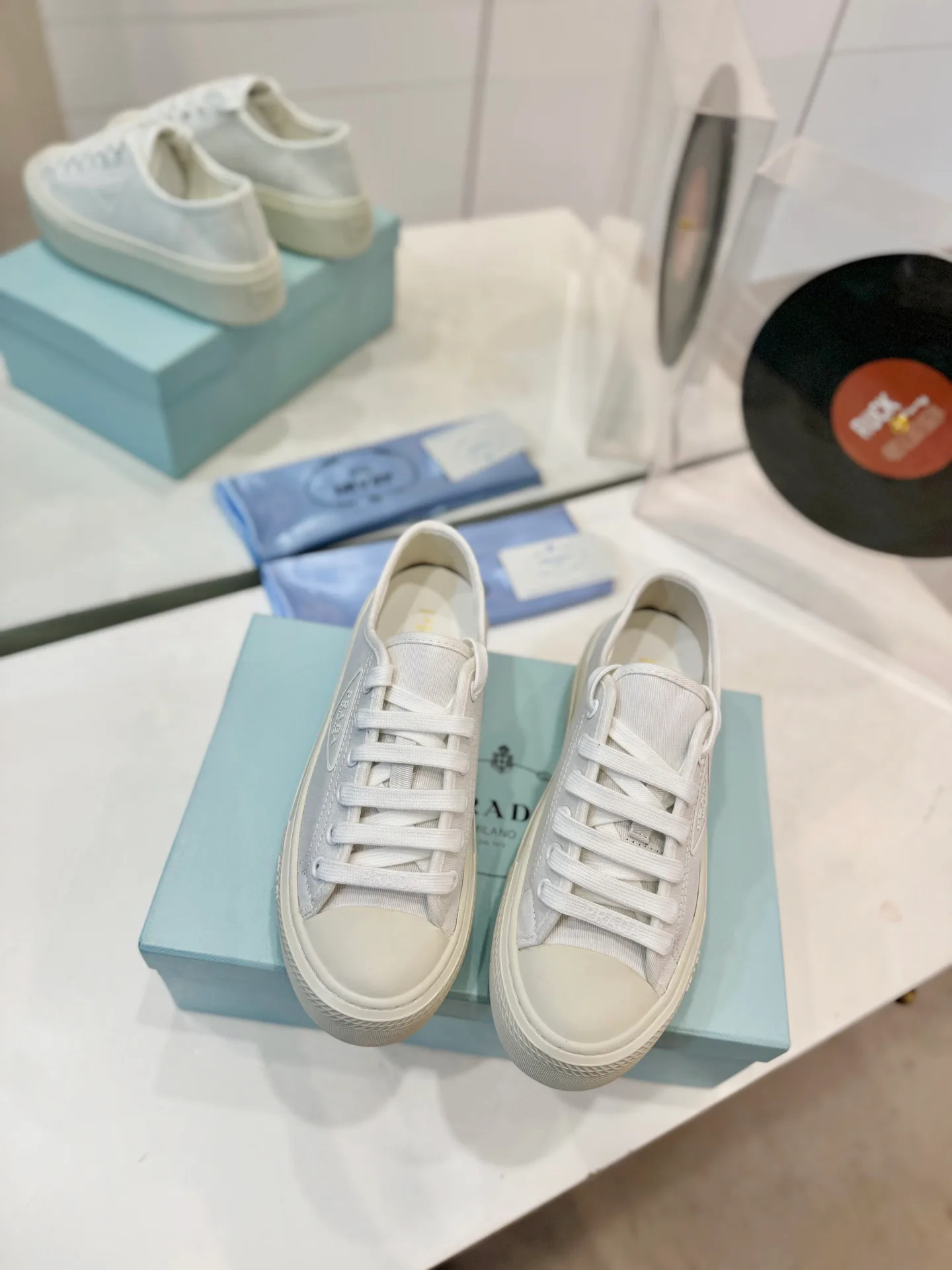 Кроссовки Женские Prada 9535098