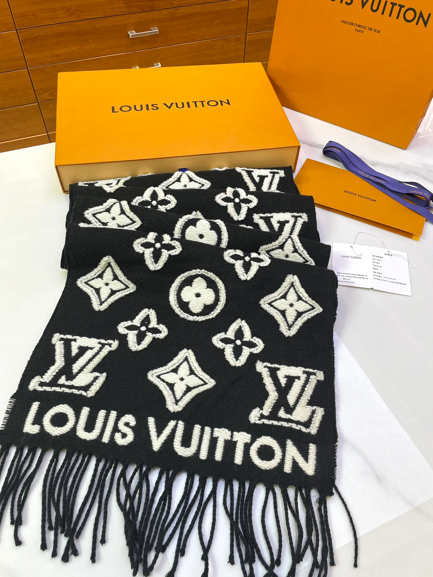Шарфы Louis Vuitton 76735
