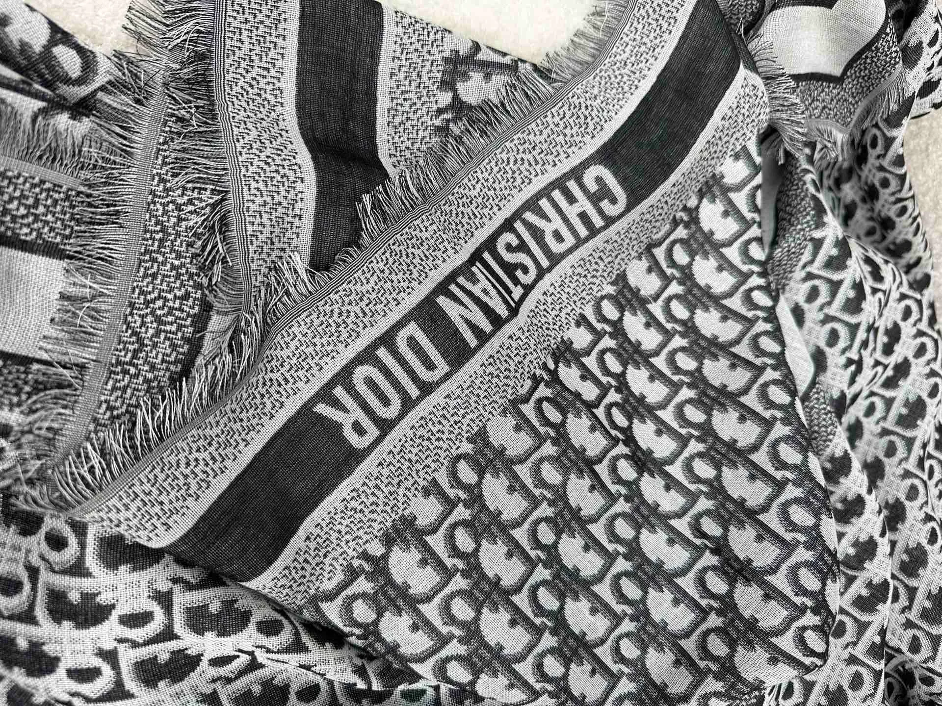 Платки Christian Dior 966301