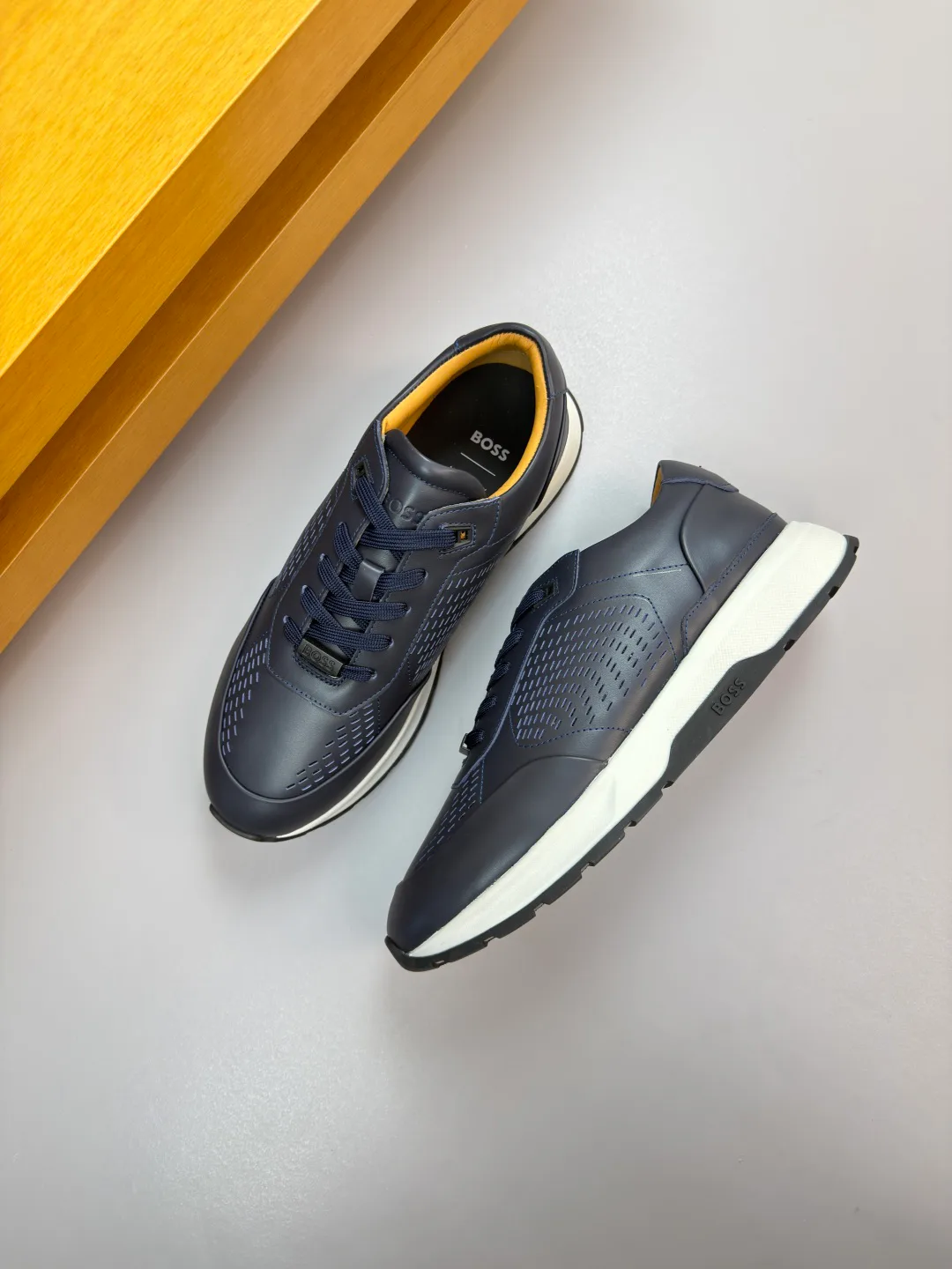 Кроссовки Мужские Hugo Boss 1862111