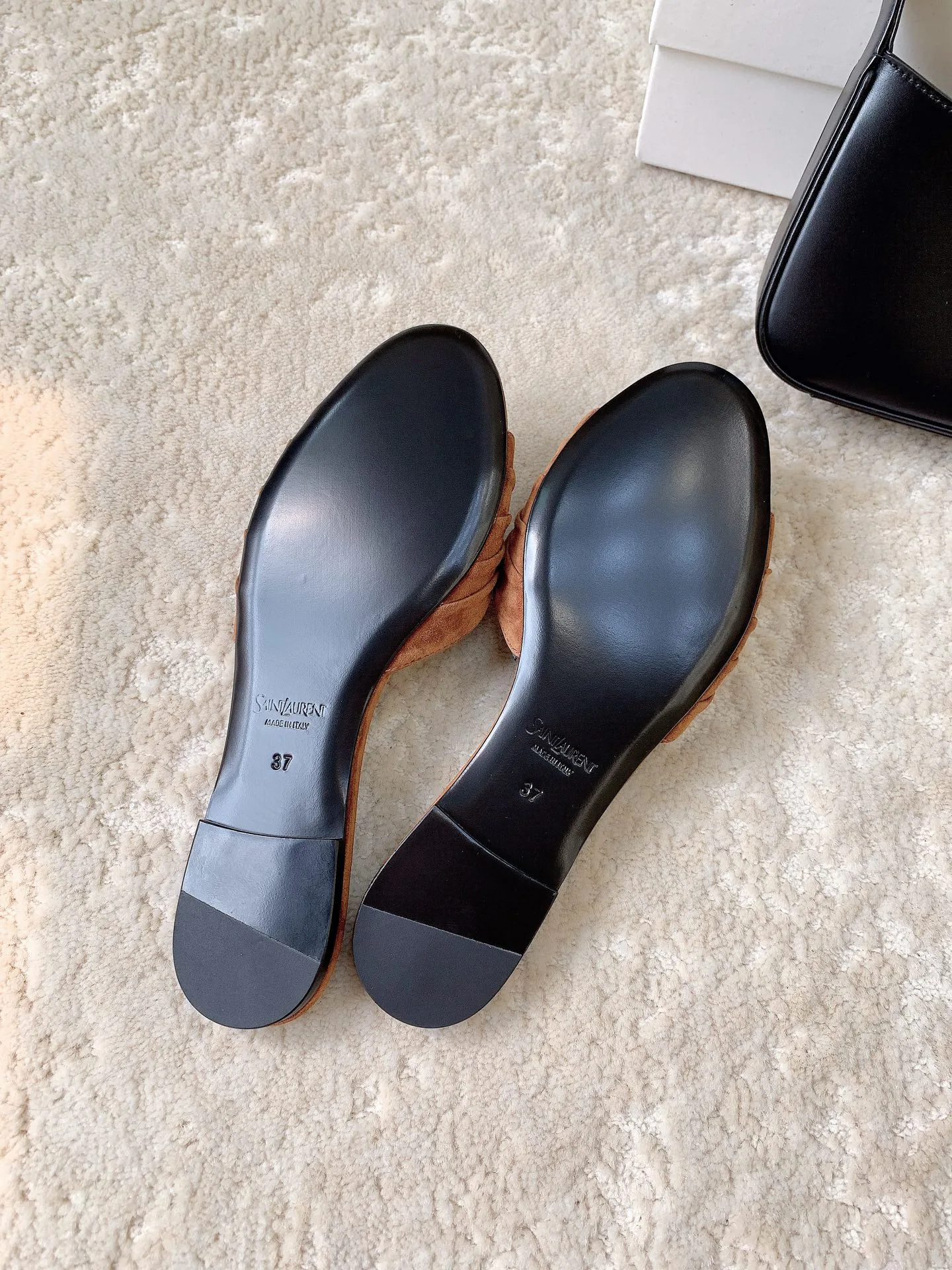 Шлепанцы Женские Saint Laurent 13565776