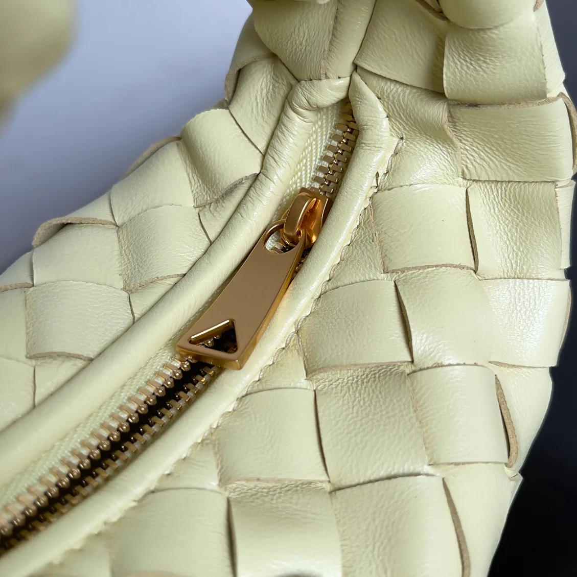 Классические Сумки Женские Bottega Veneta 13379661
