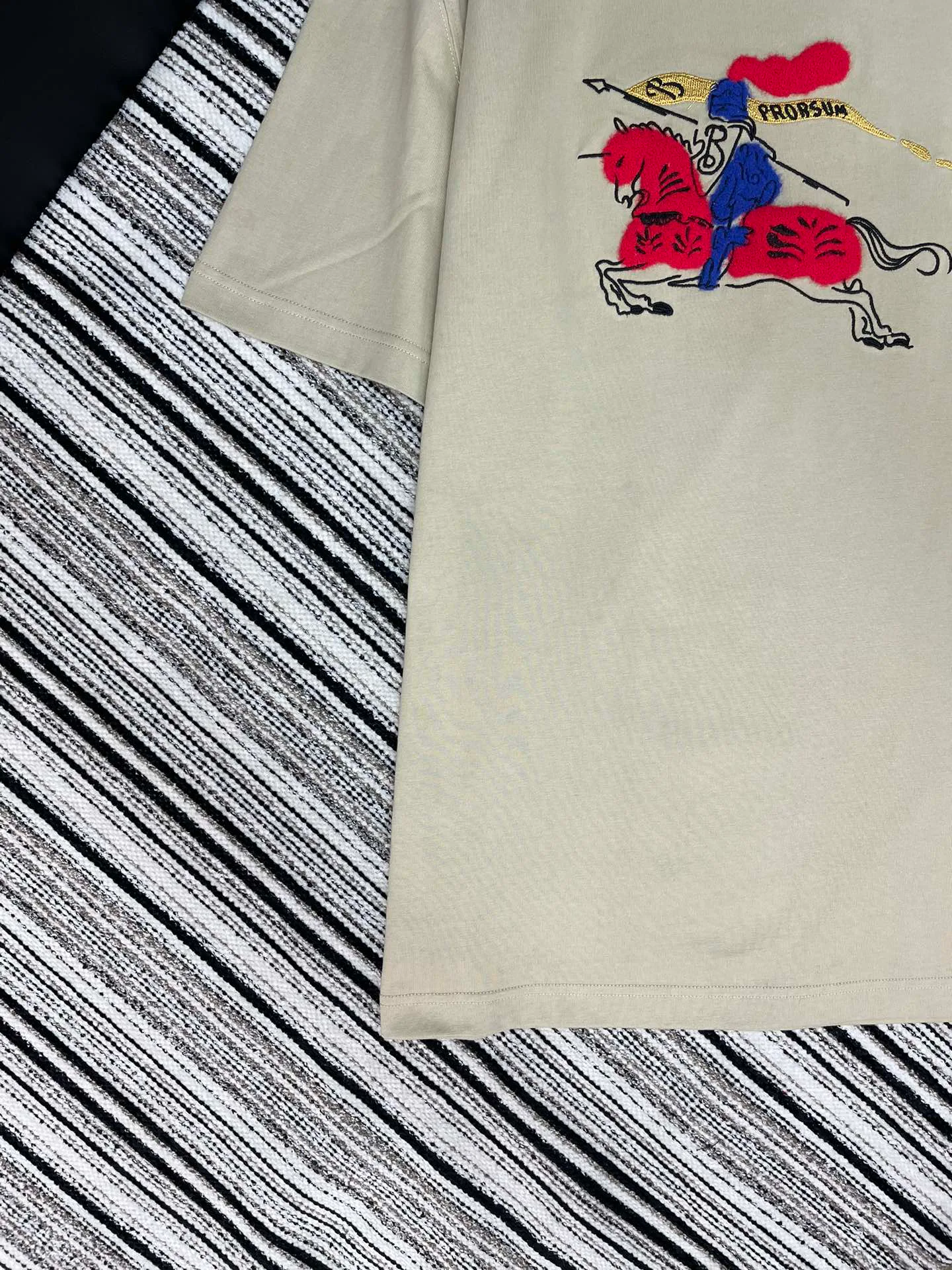 Футболки Женские Burberry 528095