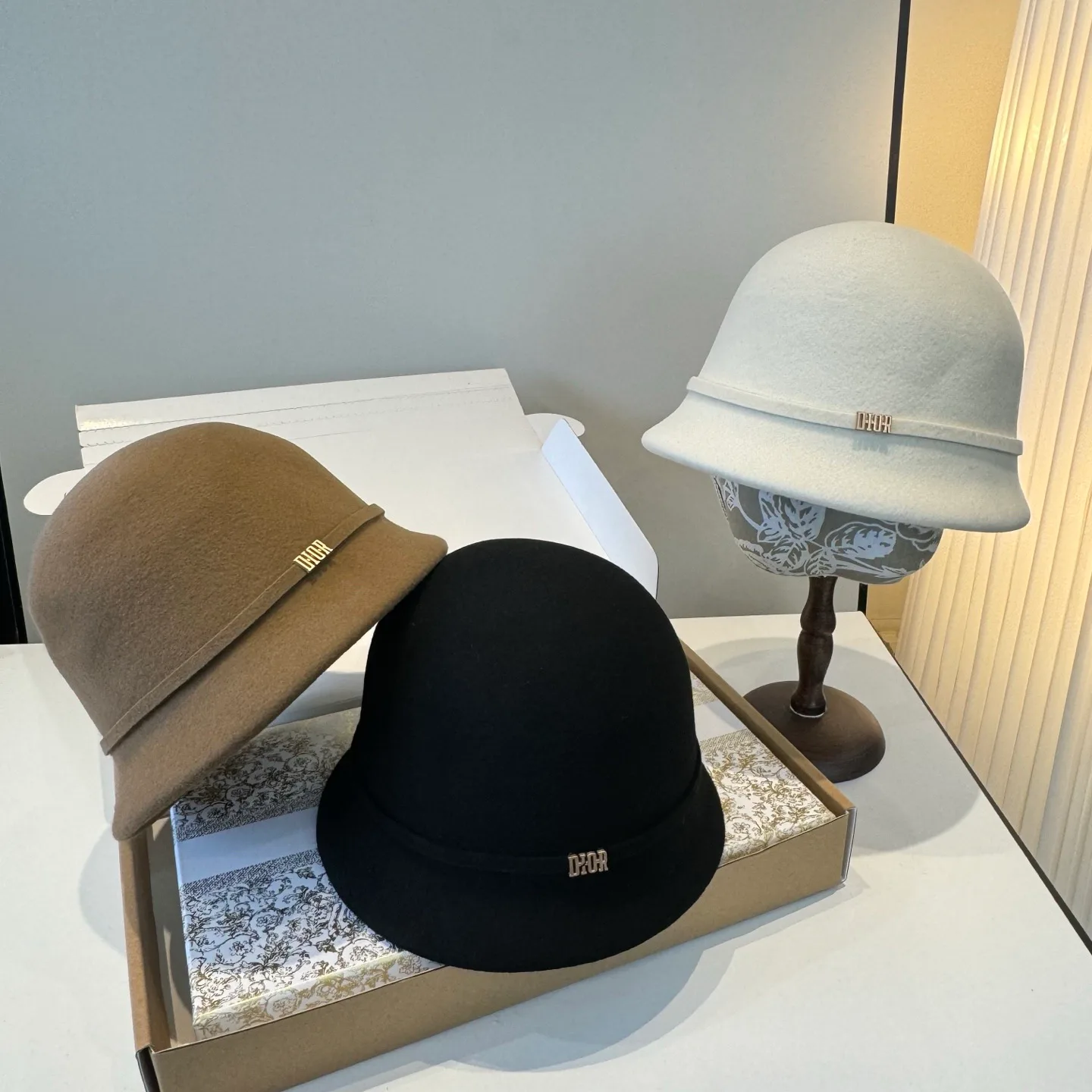 Головные Уборы Christian Dior 563421