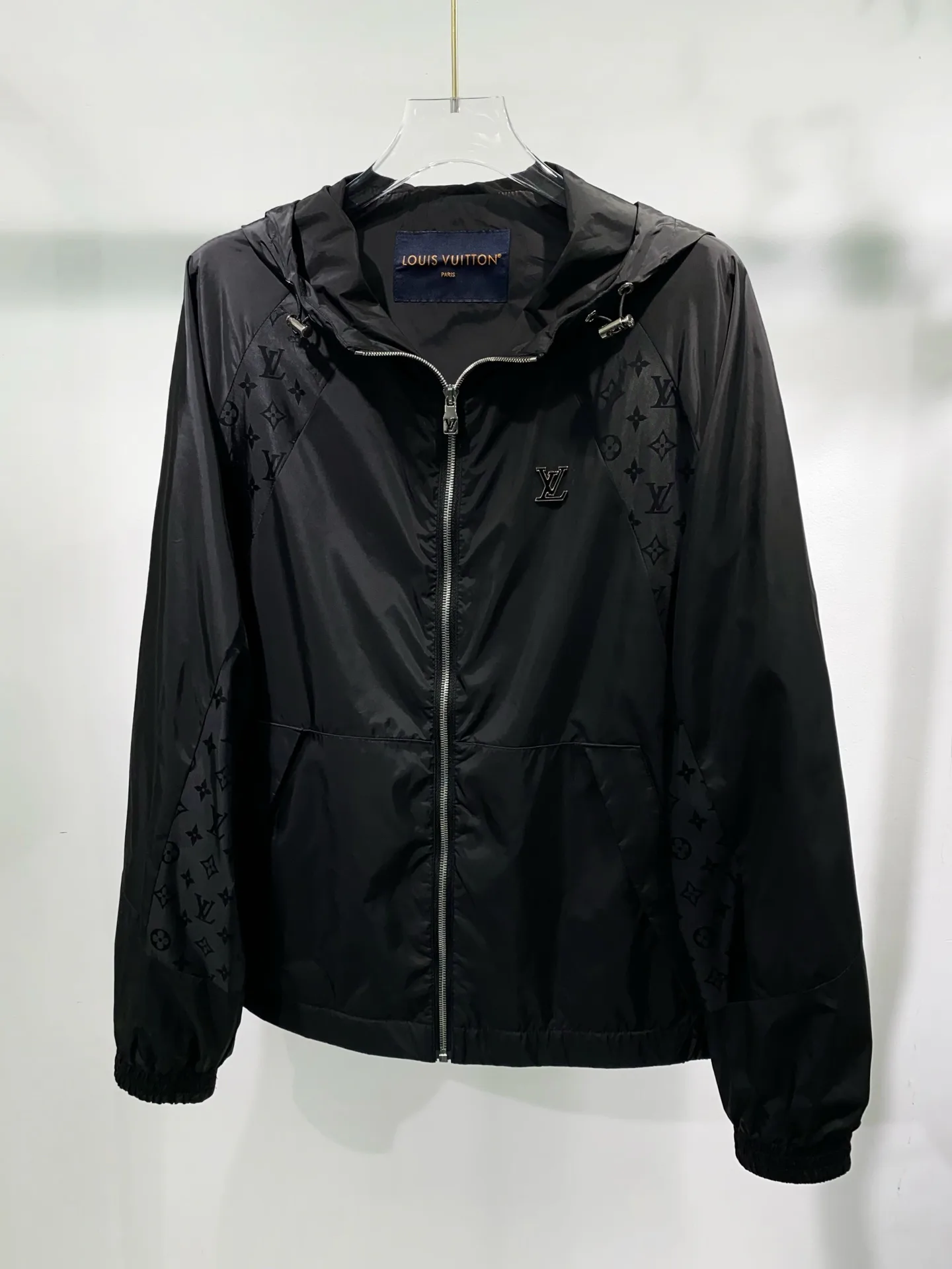 Куртки И Пуховики Мужские Louis Vuitton 12729672