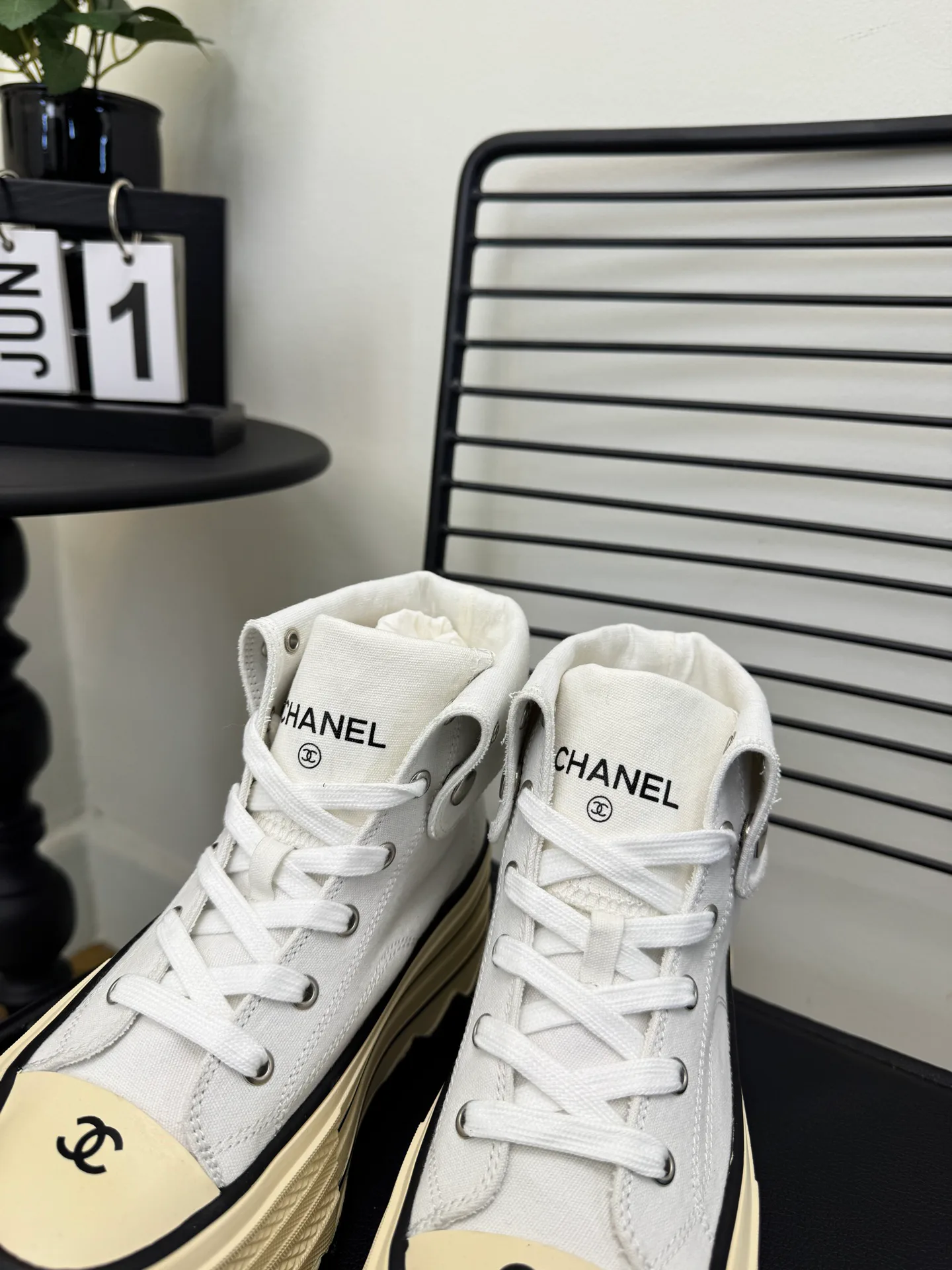 Кеды Женские Chanel 11602256