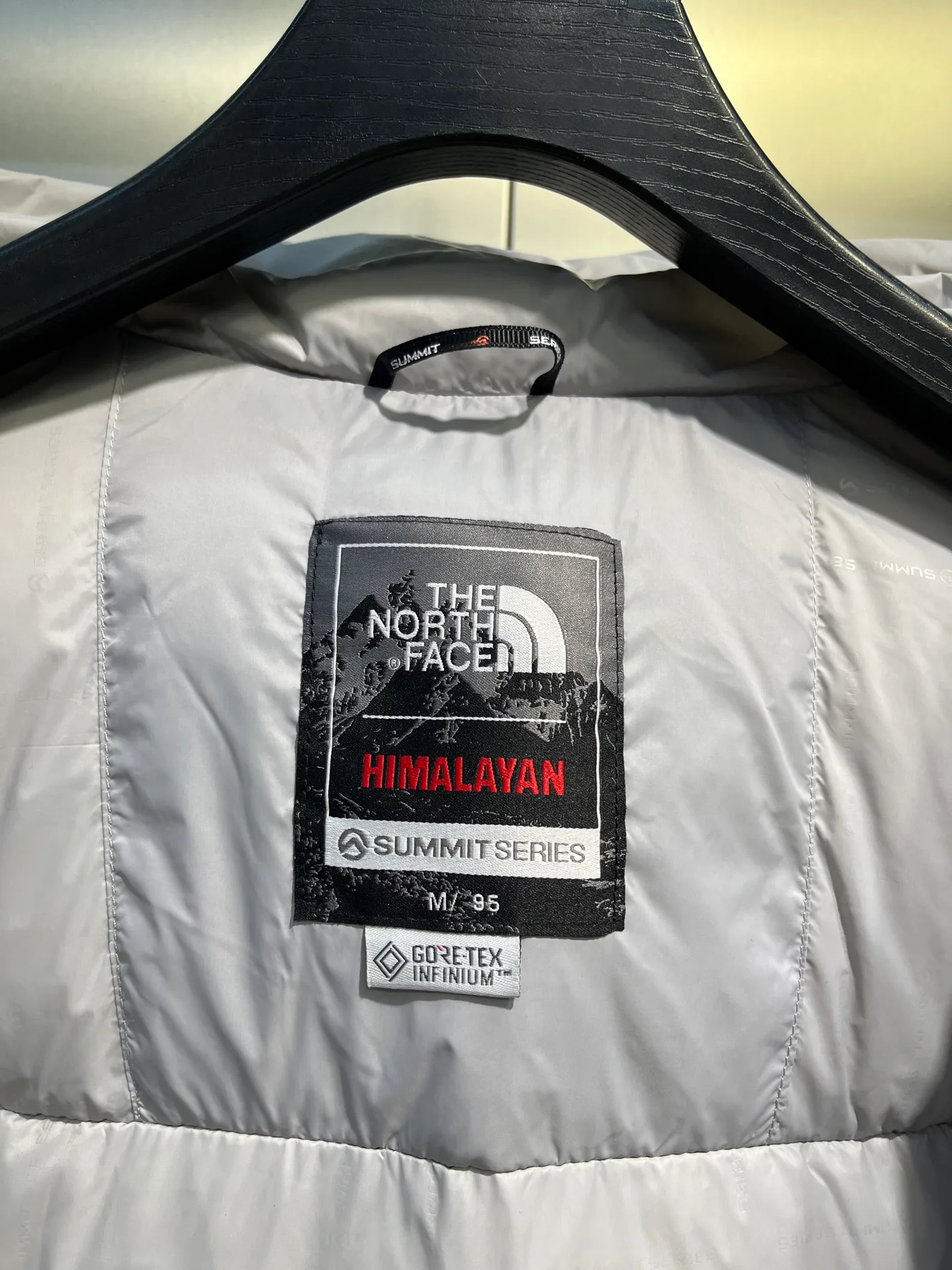Куртки И Пуховики Женские The North Face 18130440