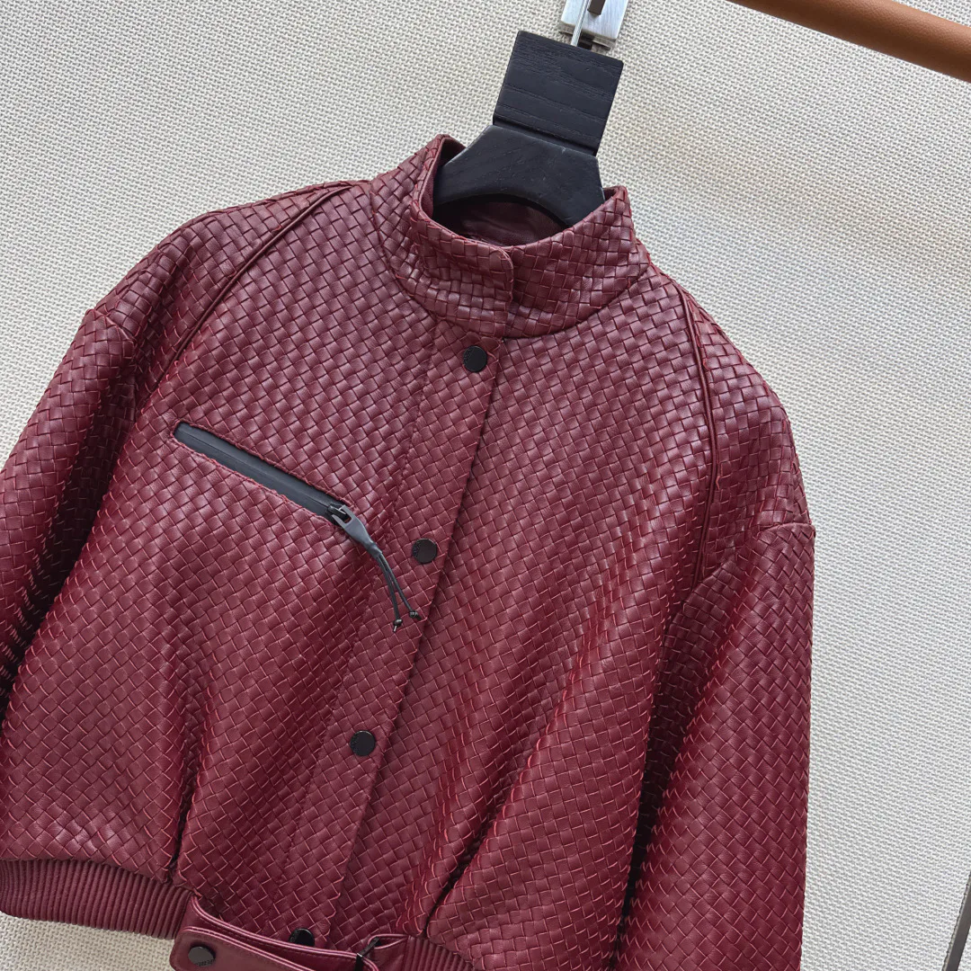 Кожаные Куртки И Дублёнки Женские Bottega Veneta 11527585
