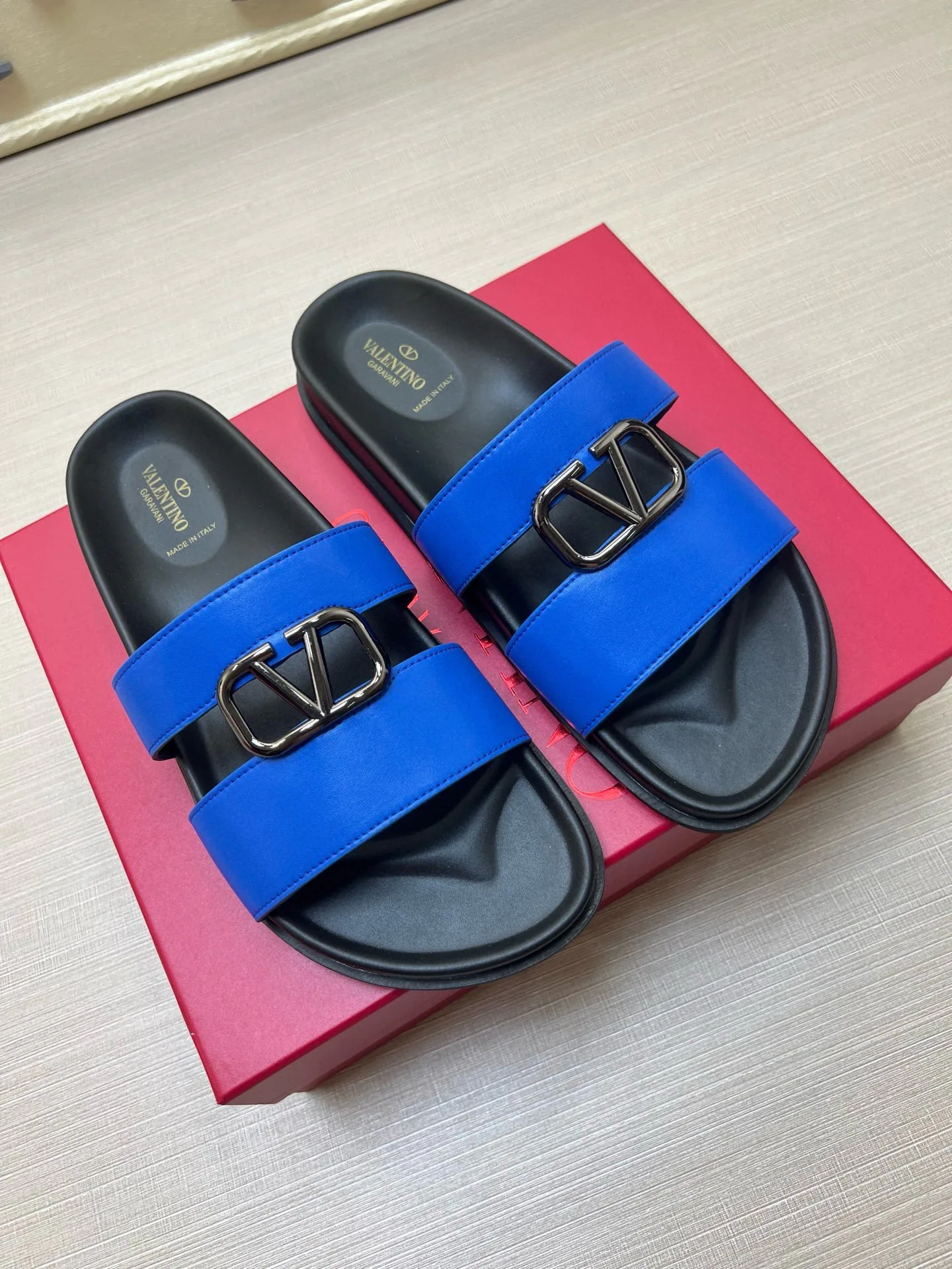 Шлепанцы Мужские Valentino 10646293