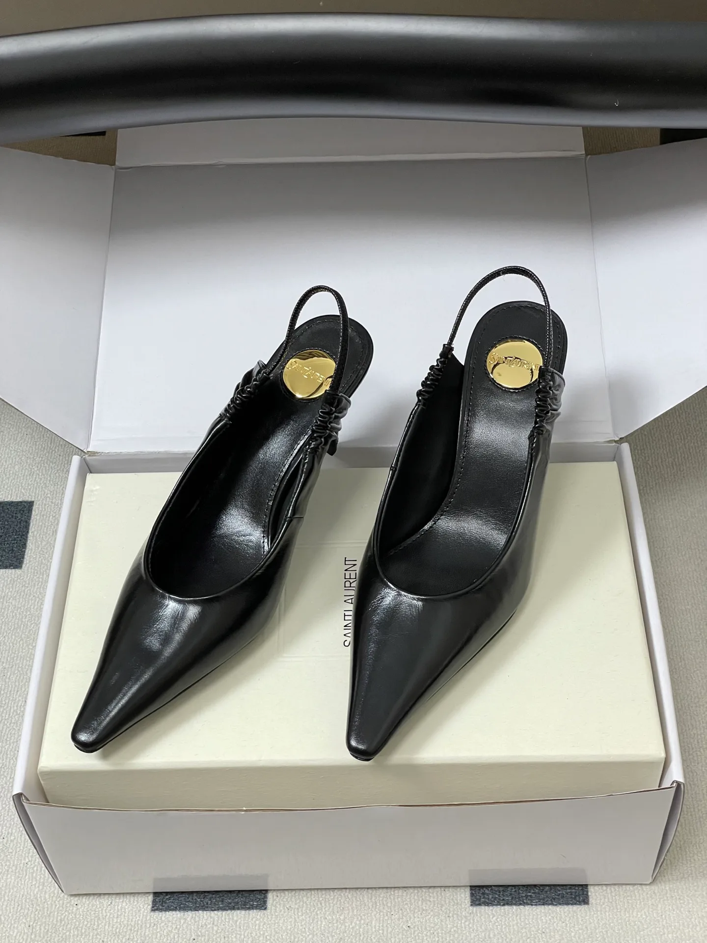 Босоножки Женские Saint Laurent 11220124