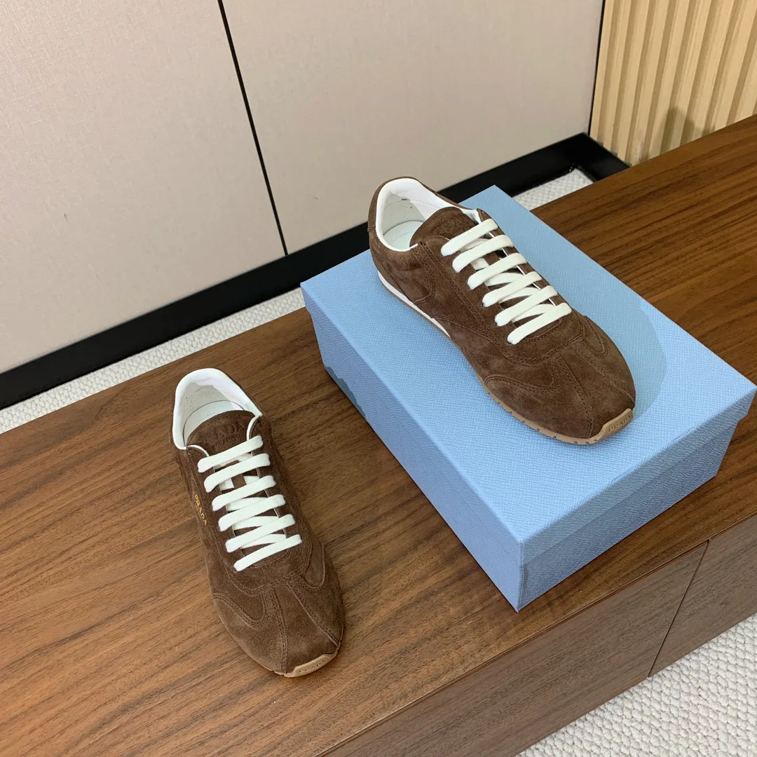 Кроссовки Женские Prada 879177