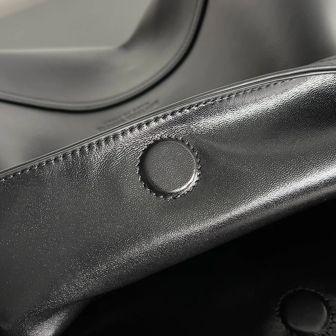 Классические Сумки Женские Bottega Veneta 966901