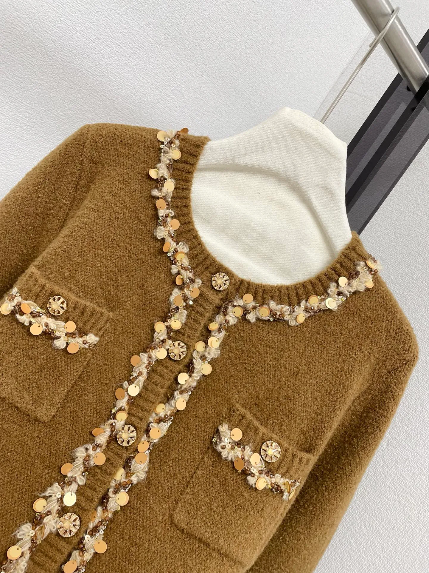 Куртки И Пуховики Женские Chanel 273548