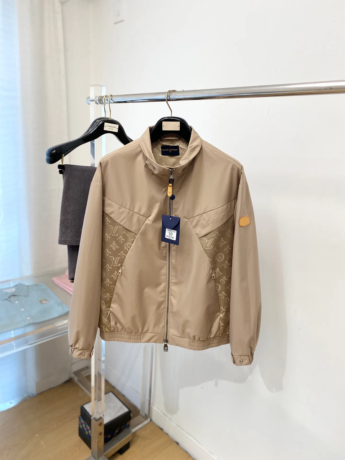 Куртки И Пуховики Мужские Louis Vuitton 5372530