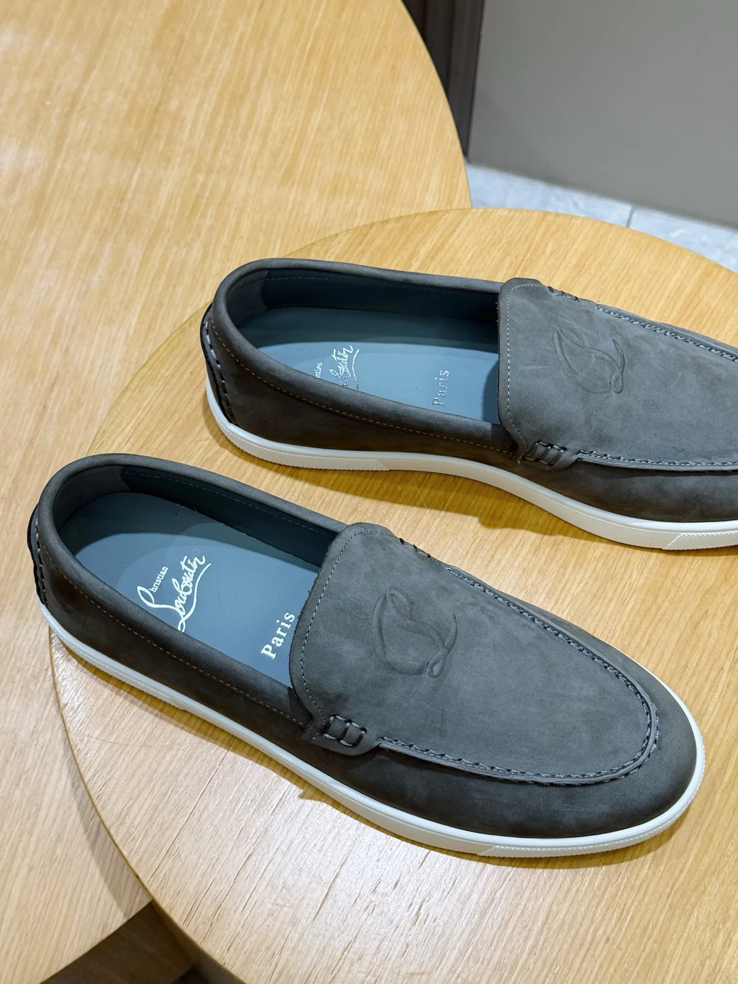 Лоферы И Туфли Мужские Christian Louboutin 19000105