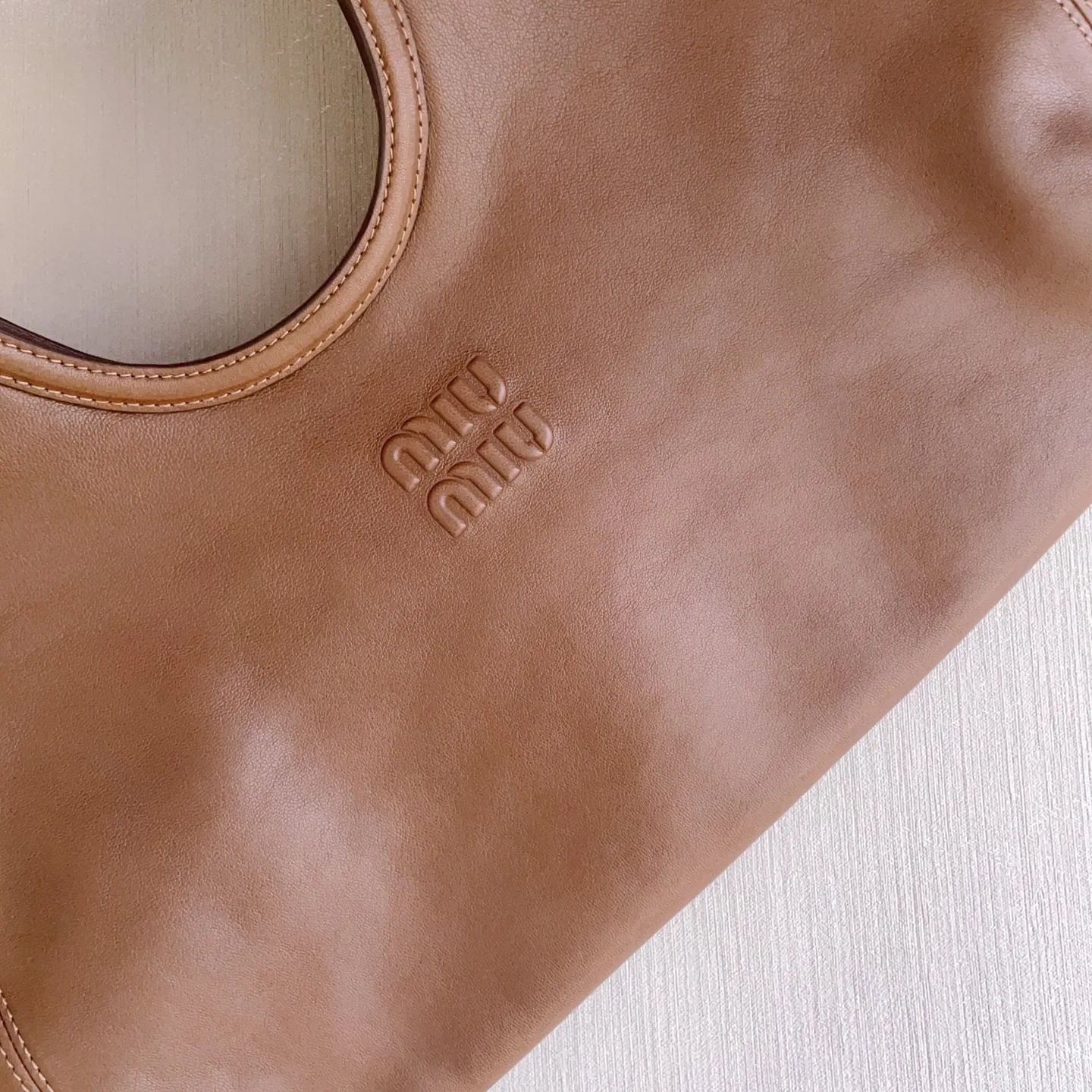 Классические Сумки Женские Miu Miu 18248084