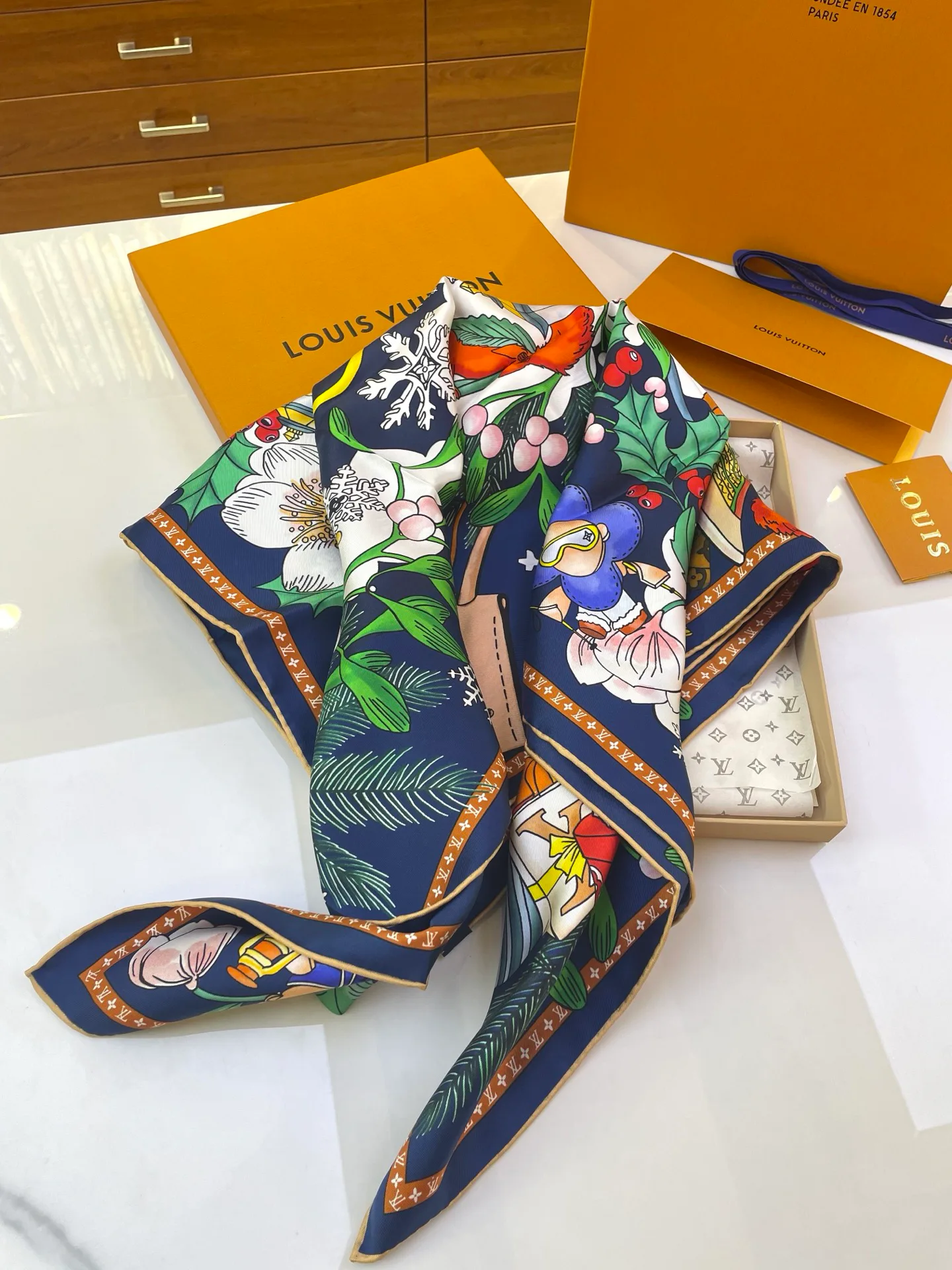 Платки Louis Vuitton 899684