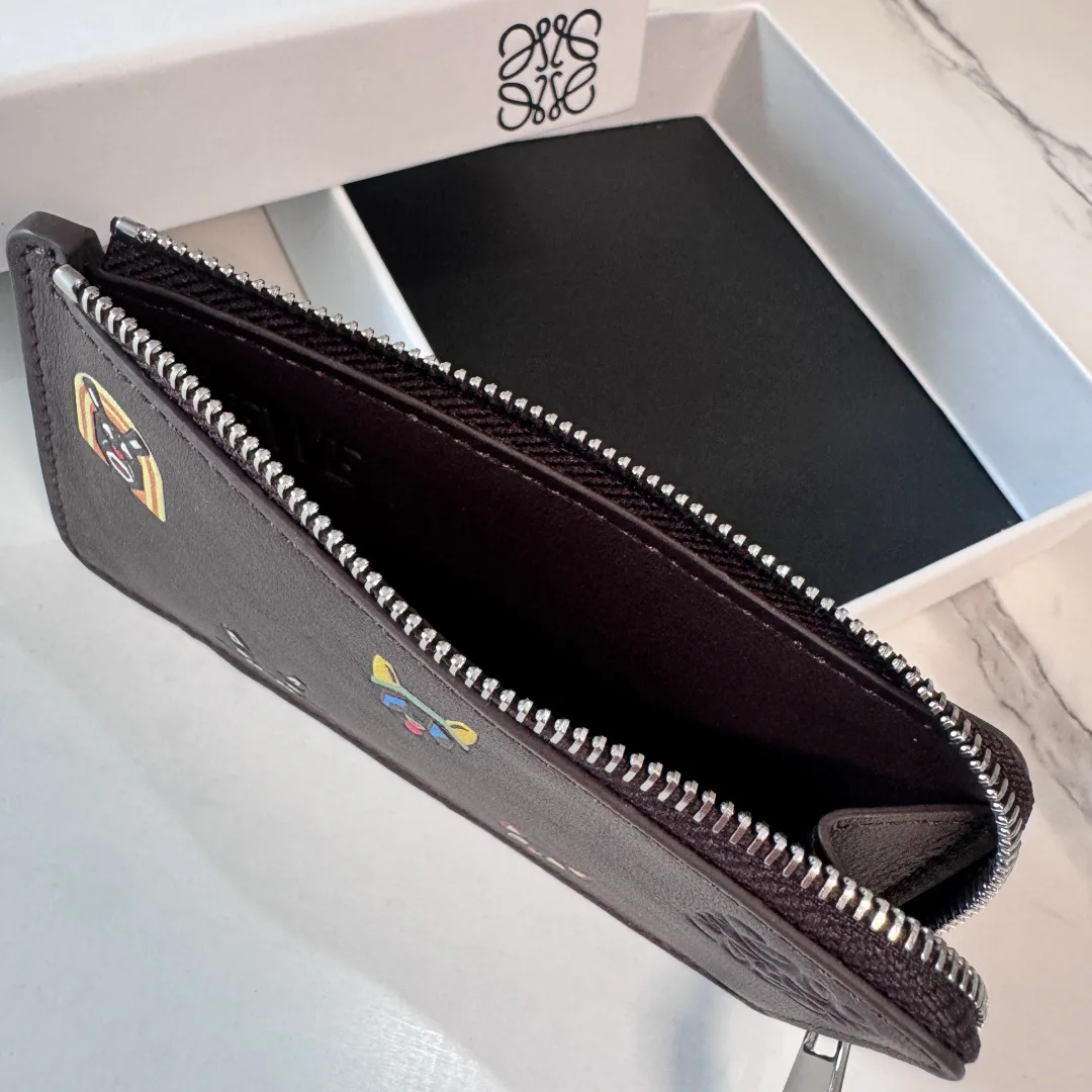 Клатчи Женские Loewe 17678684