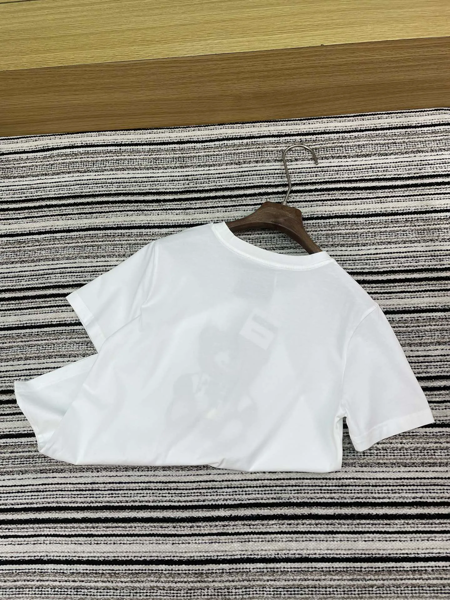 Футболки Женские Moschino 1532956