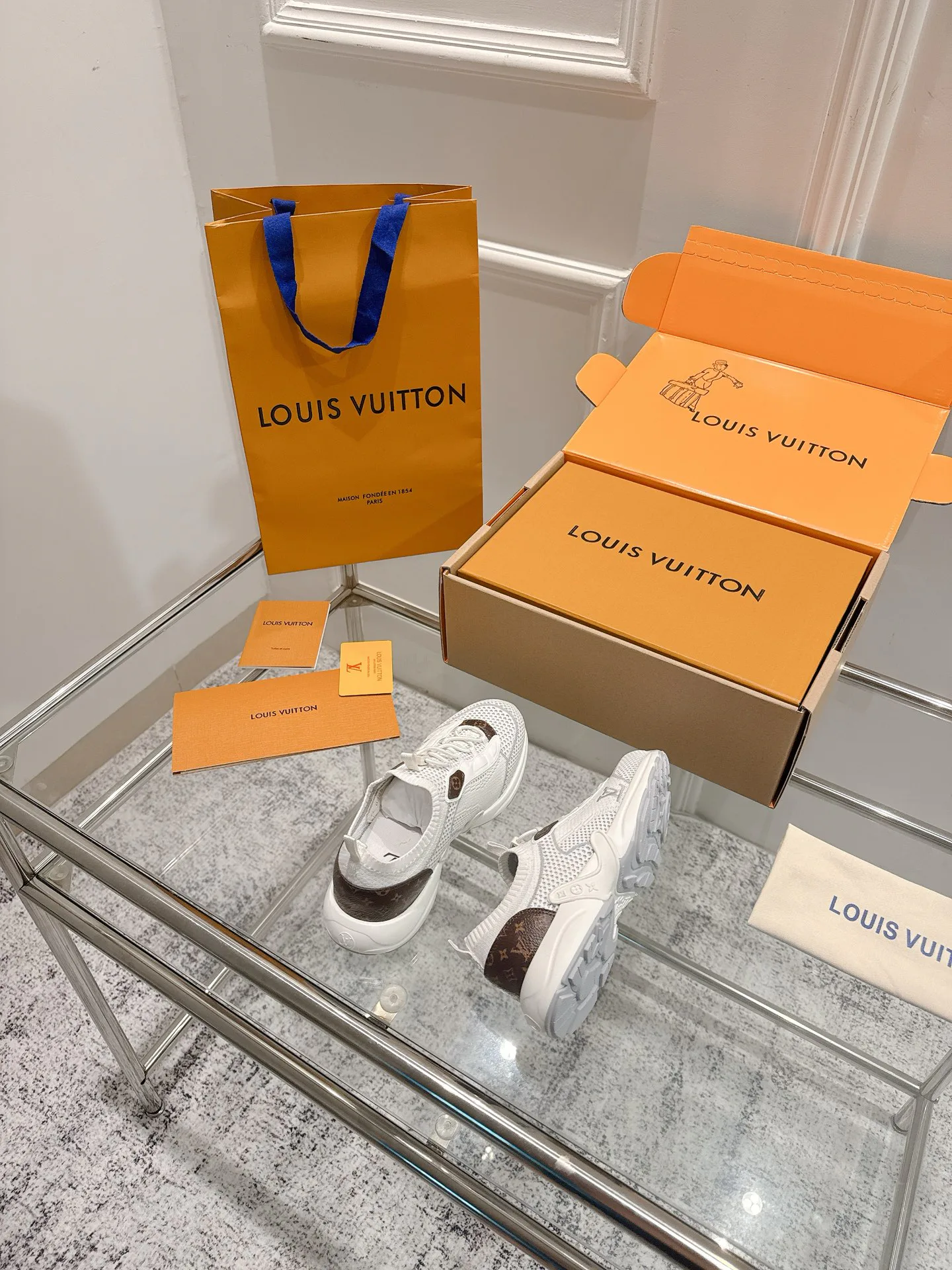 Кроссовки Женские Louis Vuitton 53234