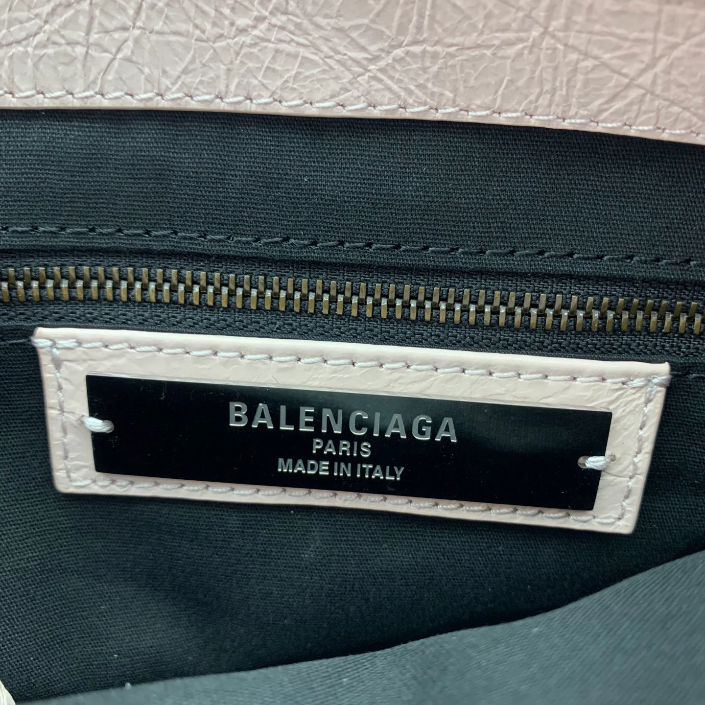 Сумки На Ремне Женские Balenciaga 17359732