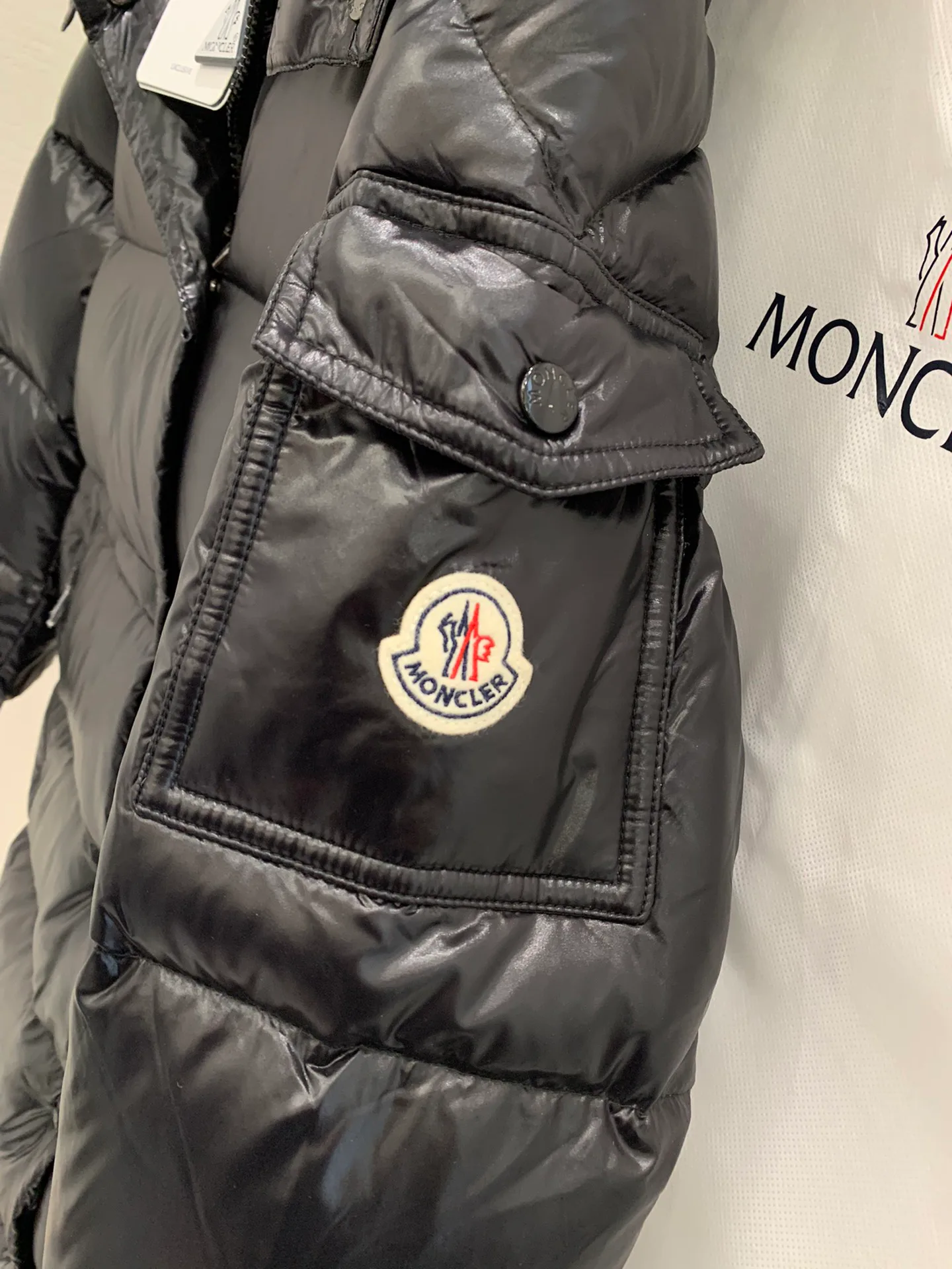 Куртки И Пуховики Женские Moncler 19296895